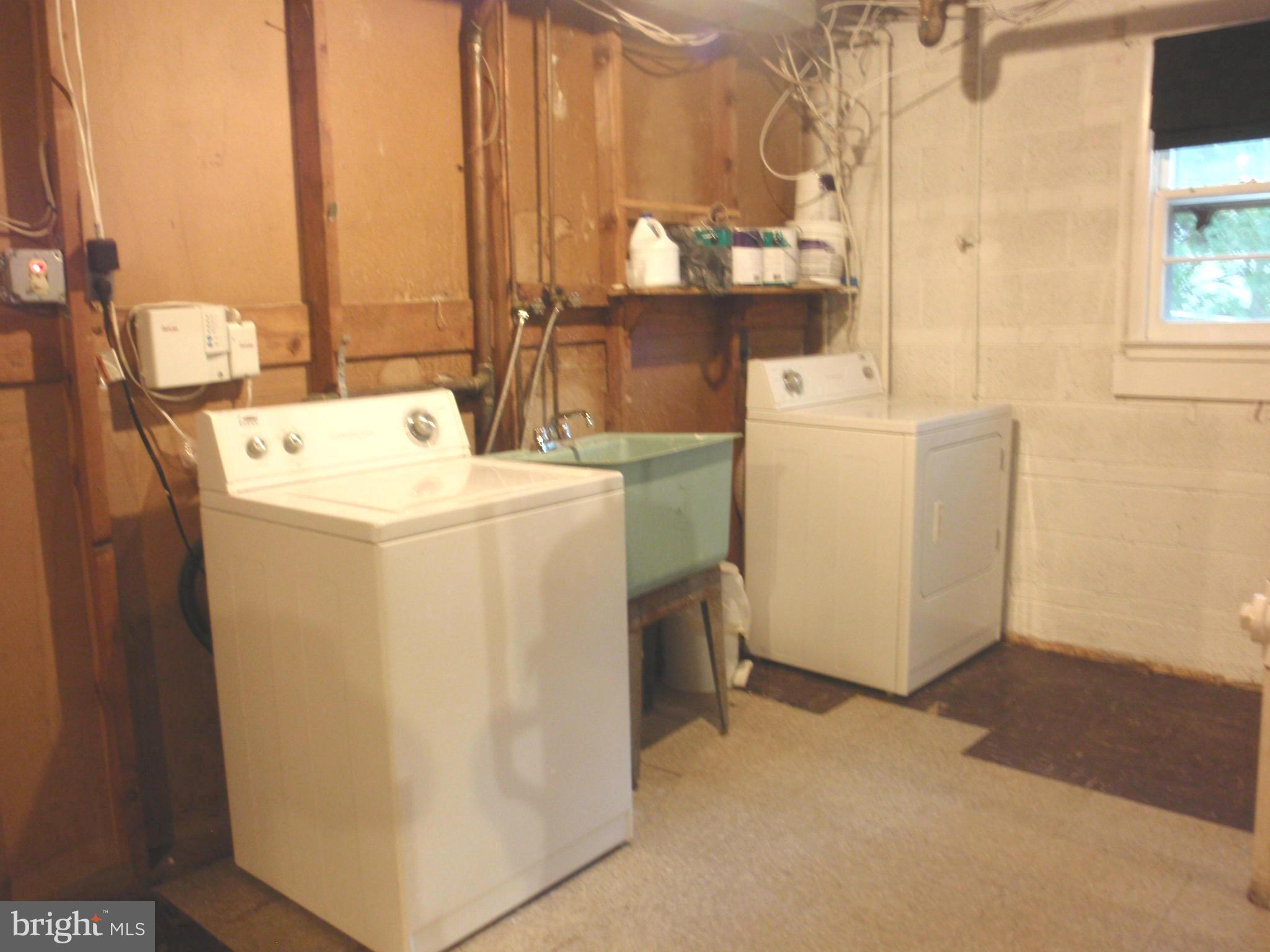 SPRINGBROOK FOREST - Residential