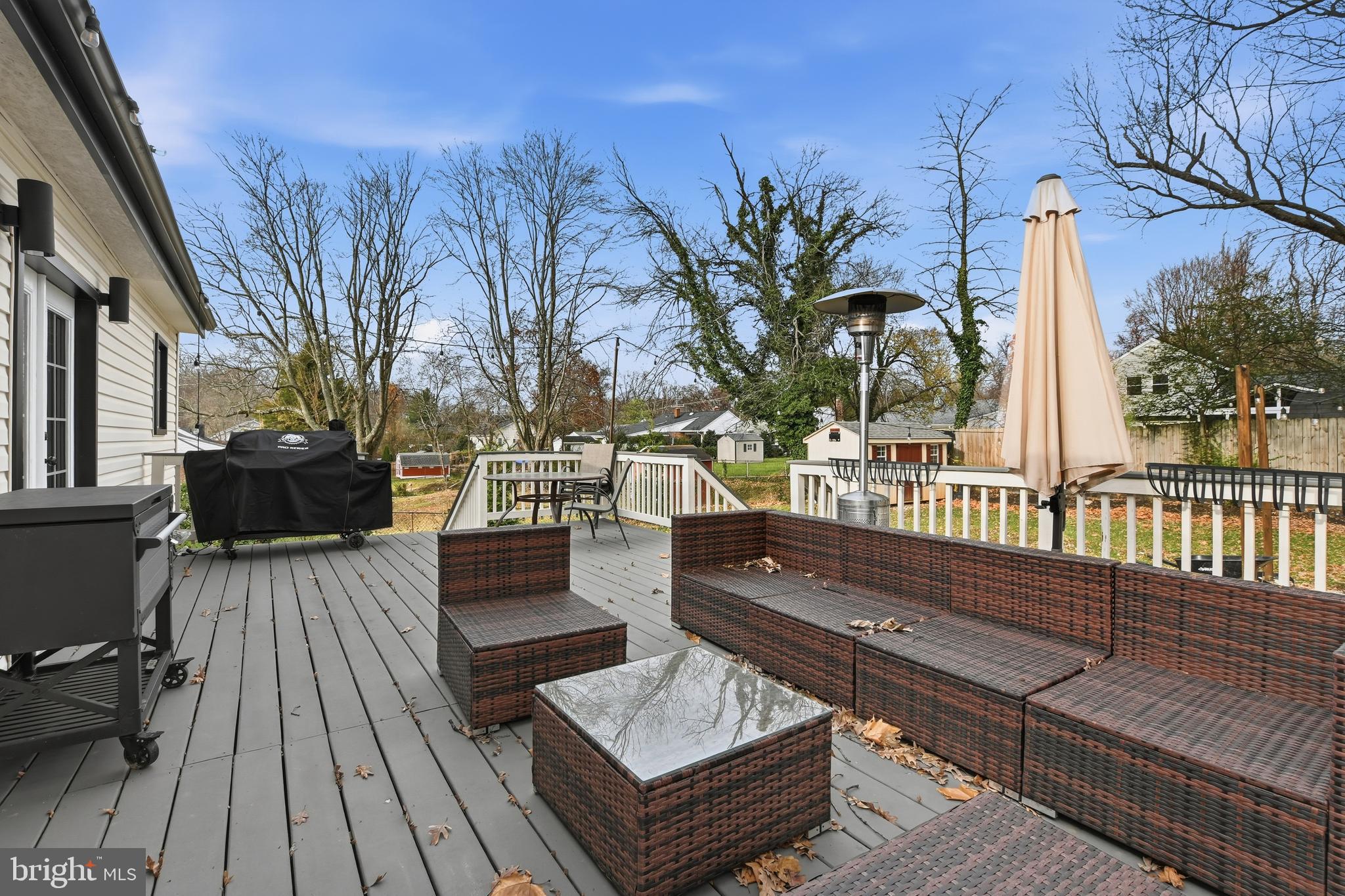 BROYHILL CREST - Residential Lease