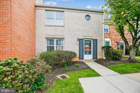 2702 ATLANTA DRIVE 7-2702 SILVER SPRING MD 20906