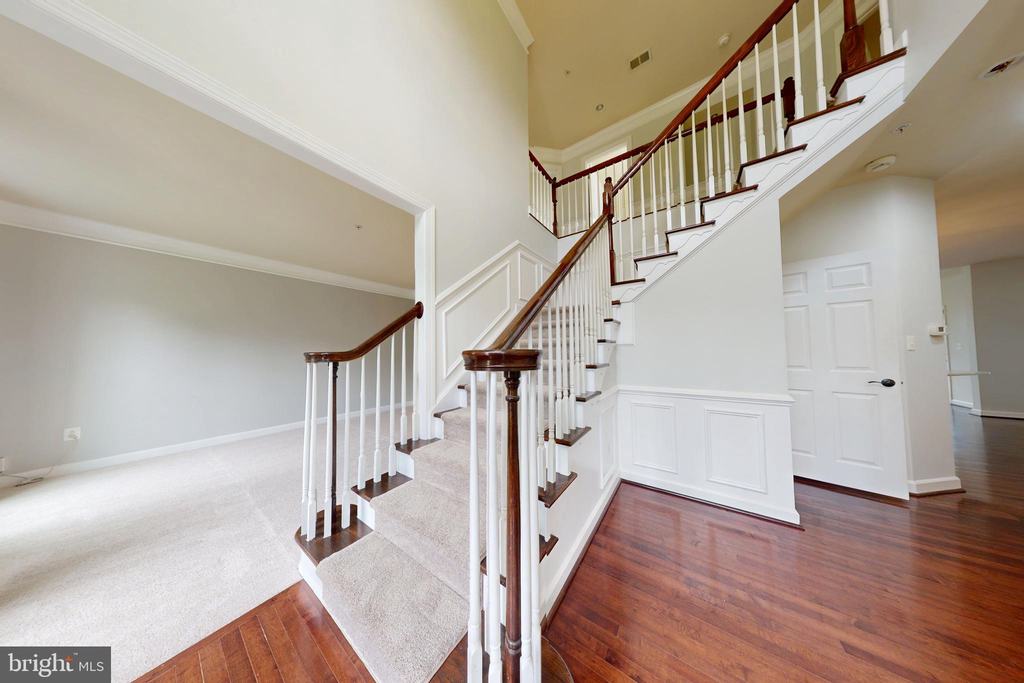 8304 CEDARVIEW COURT