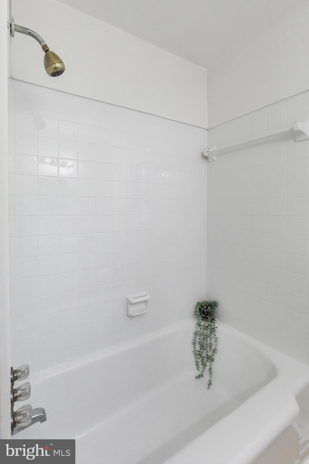 KENSINGTON VIEW - Residential