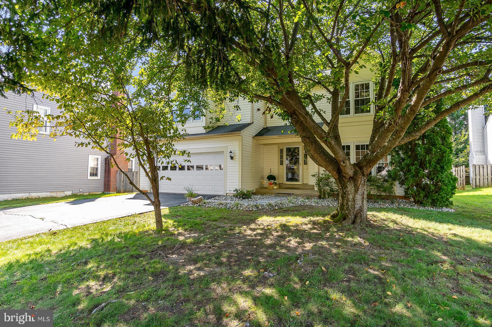 STRATFORD GLEN - Residential