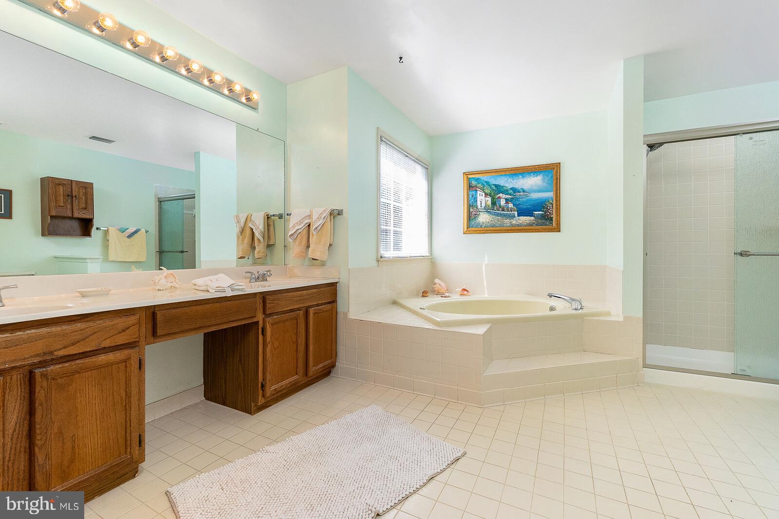 STRATFORD GLEN - Residential