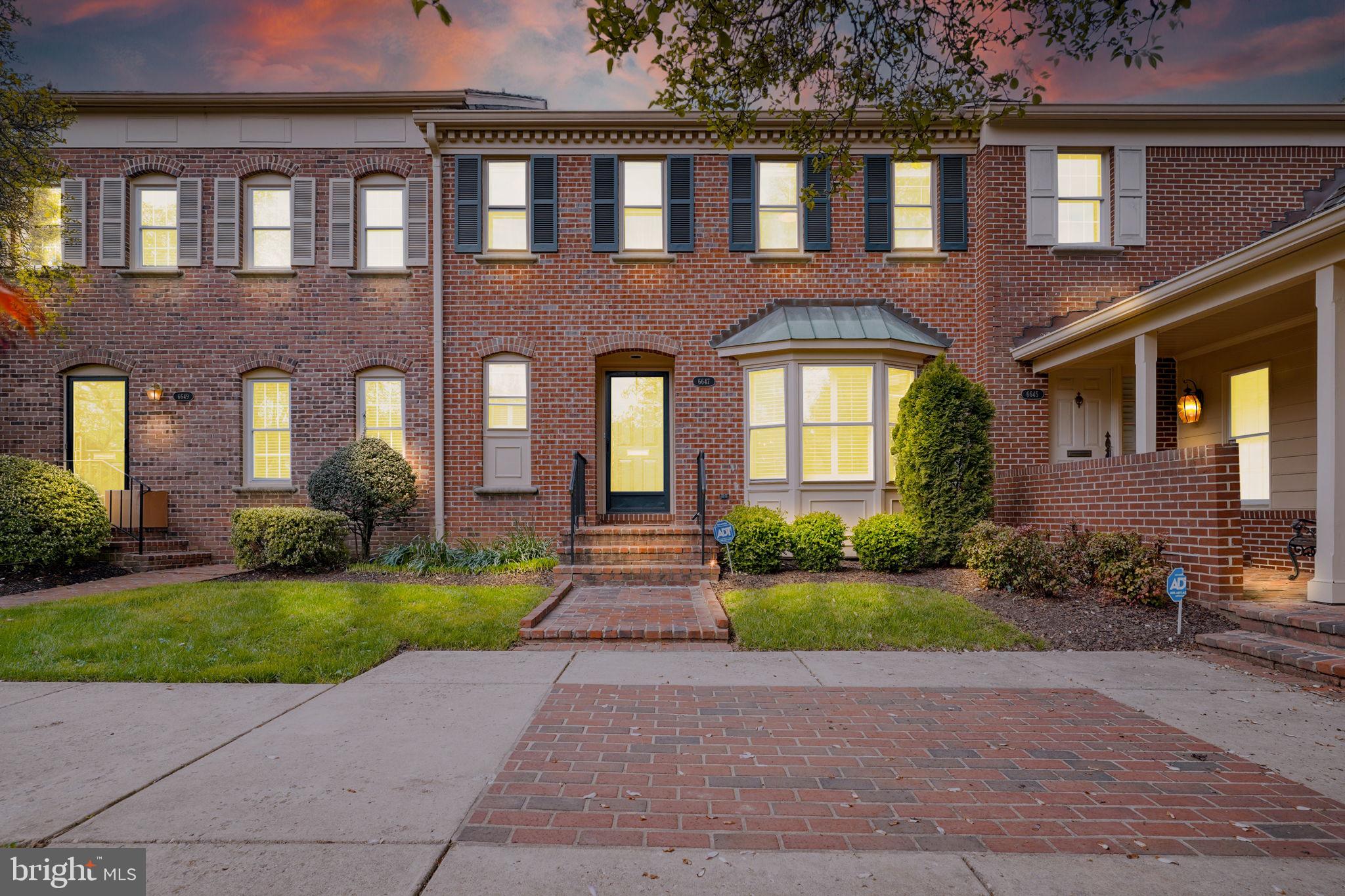 MADISON OF MCLEAN - Residential