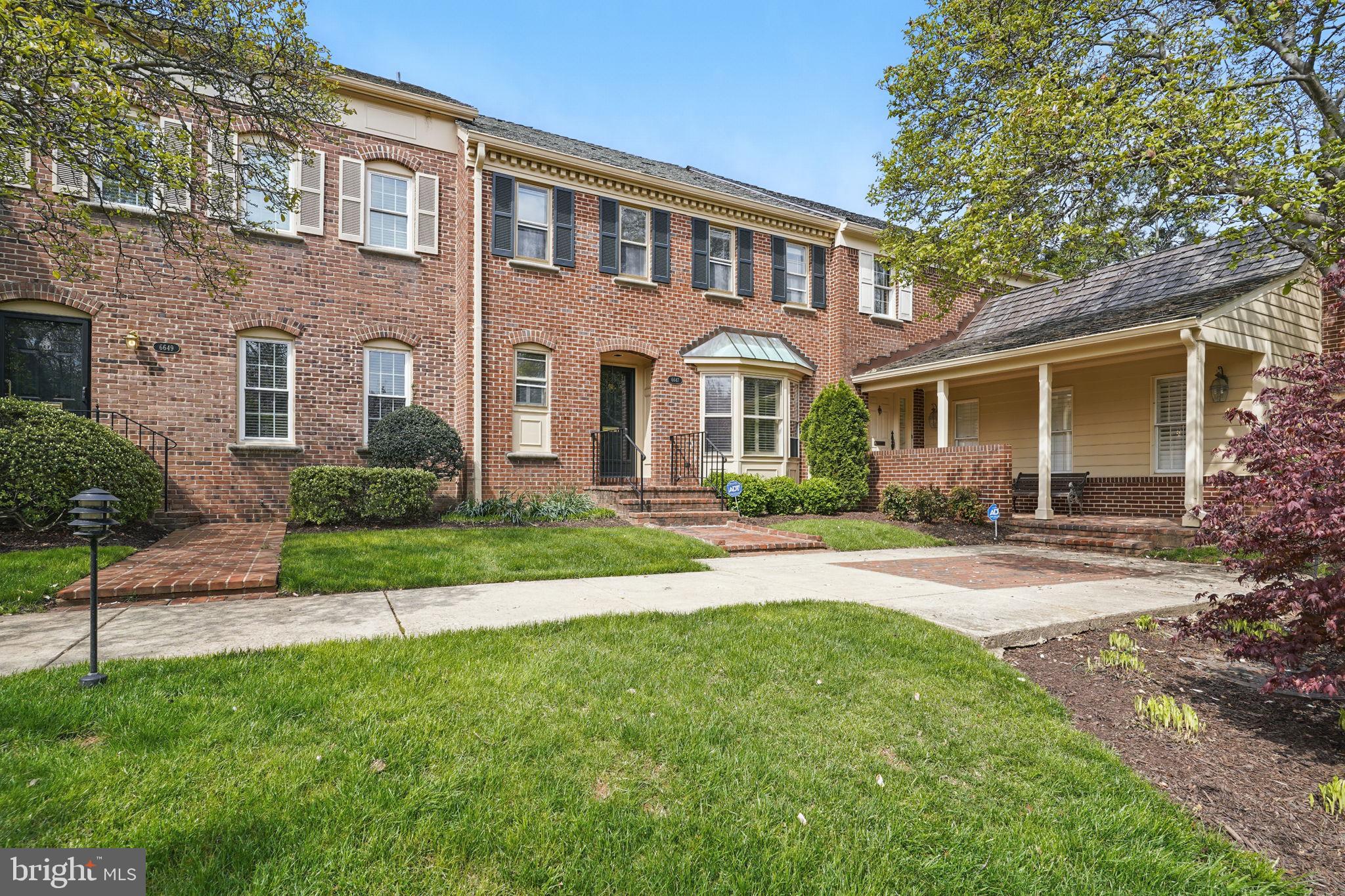 MADISON OF MCLEAN - Residential