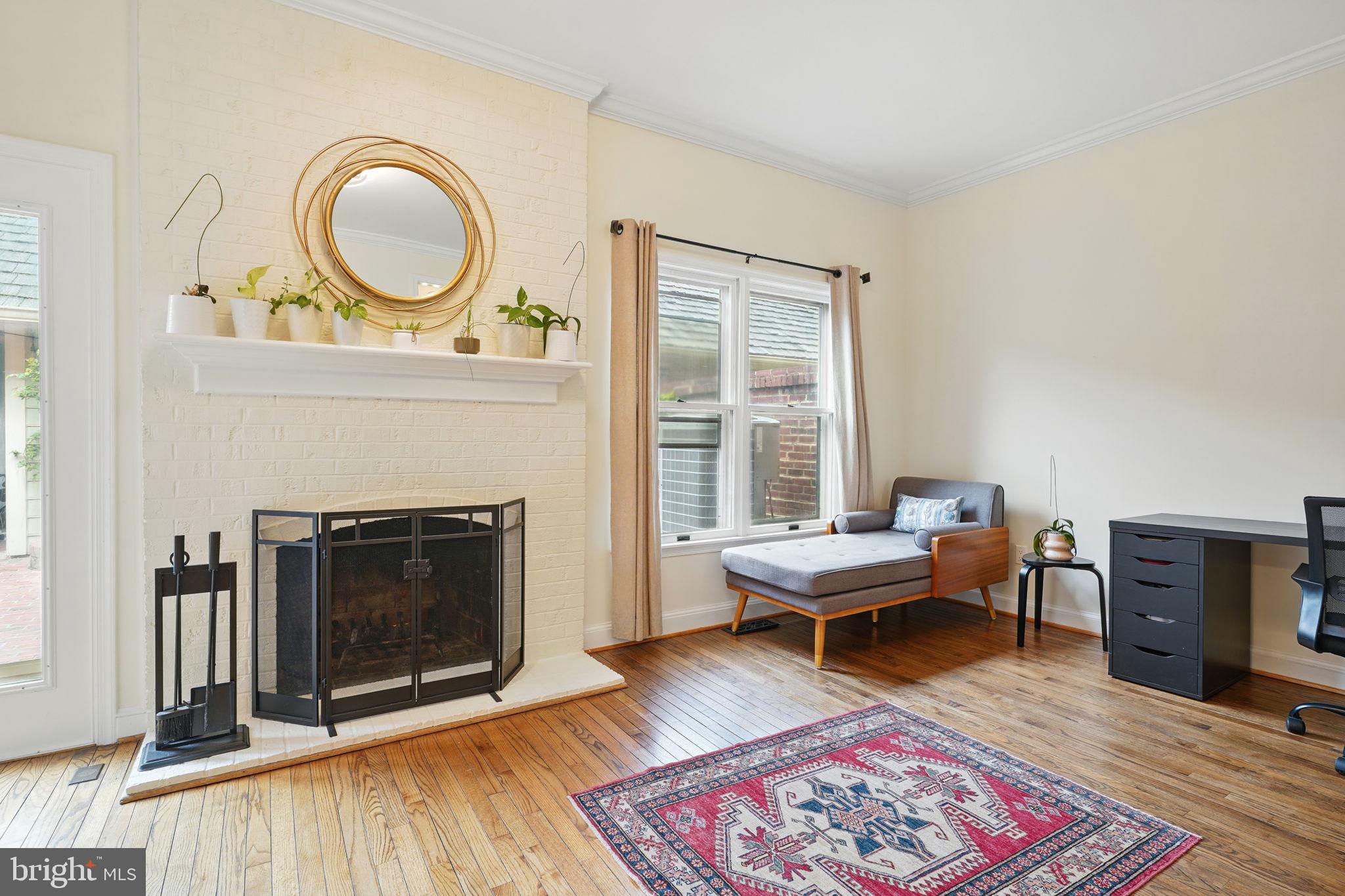 MADISON OF MCLEAN - Residential