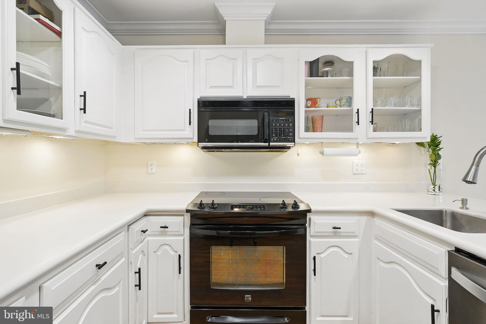 MADISON OF MCLEAN - Residential