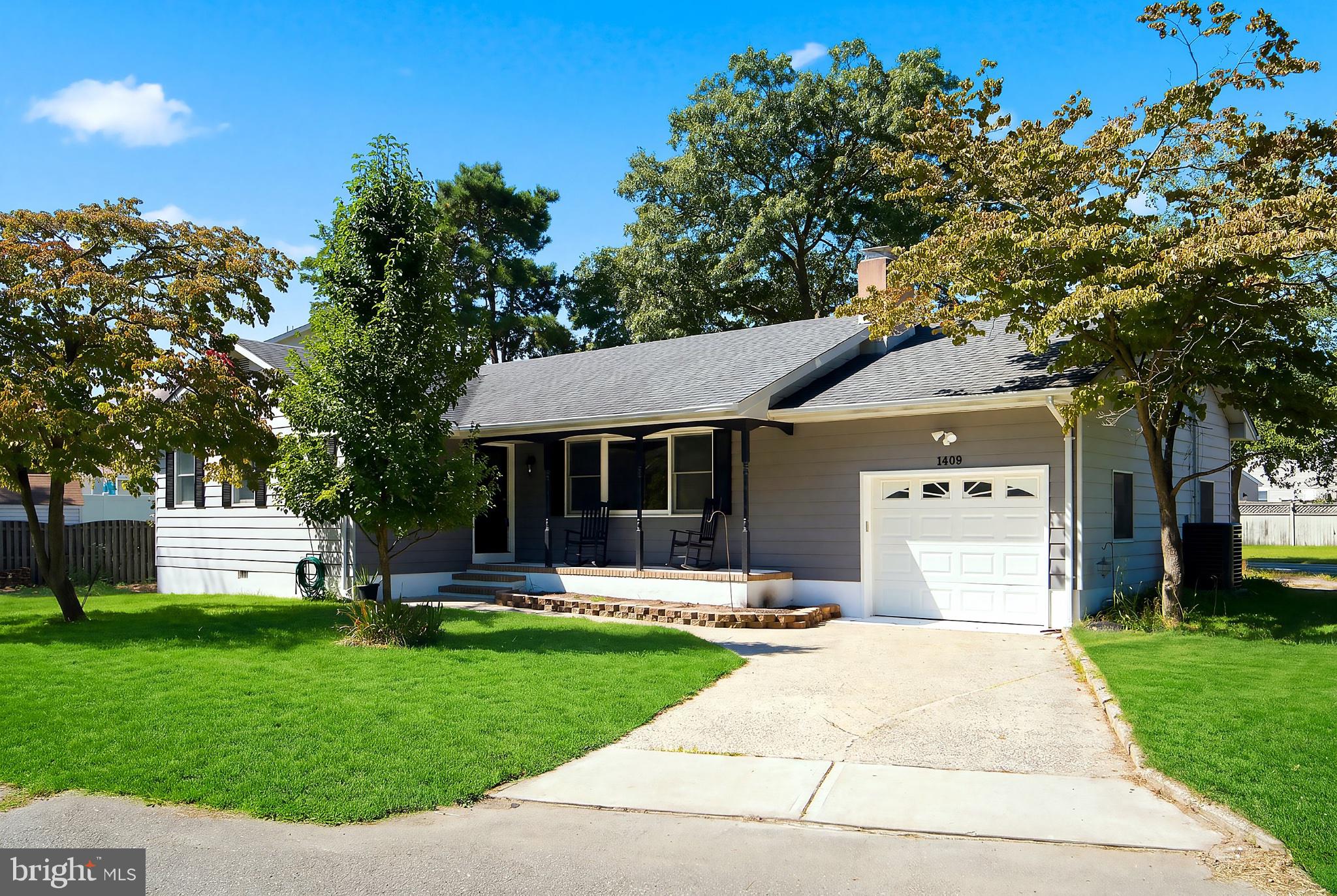 1409 EDGEMERE AVENUE
