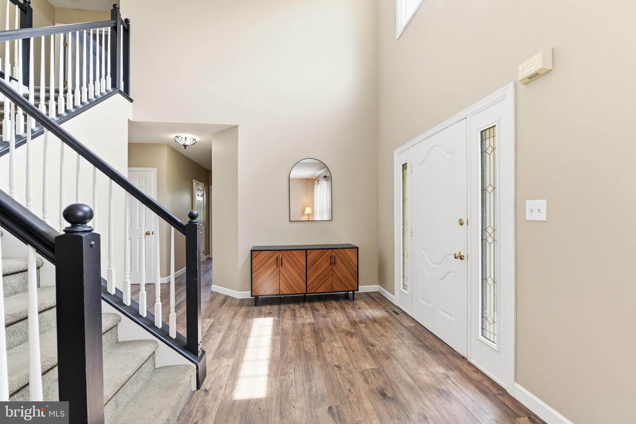 STONE GATE - Residential