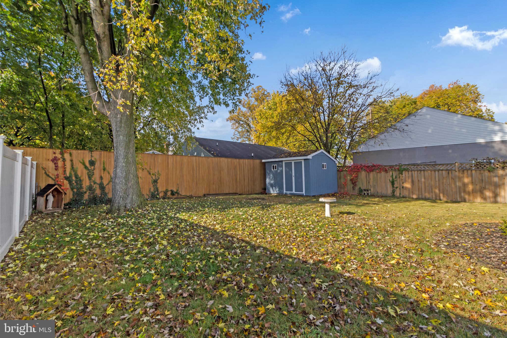 RIVIERA BEACH - Residential