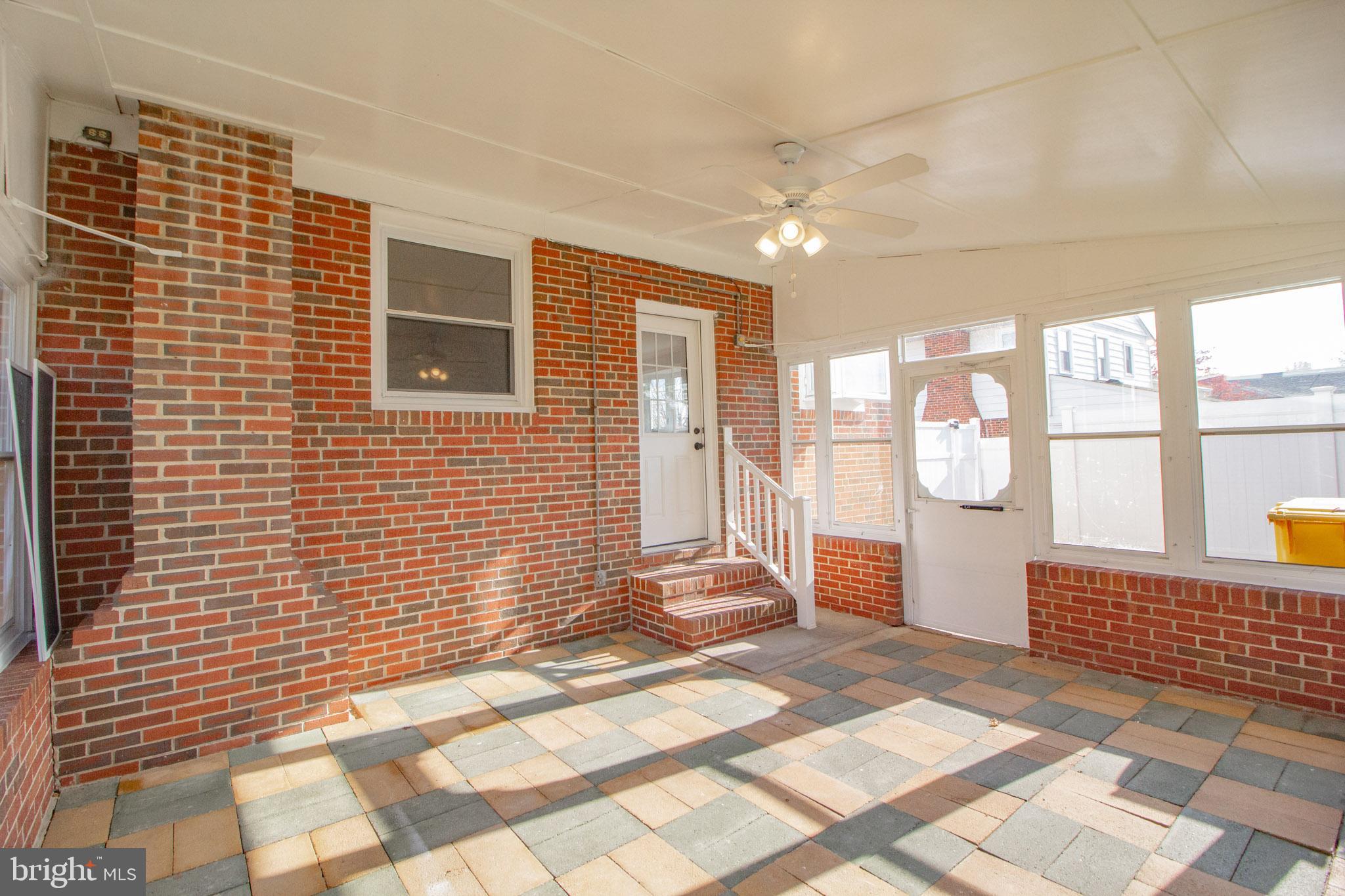 RIVIERA BEACH - Residential