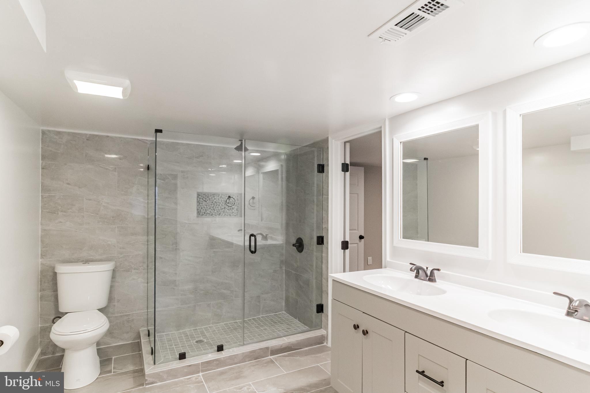 RIVIERA BEACH - Residential