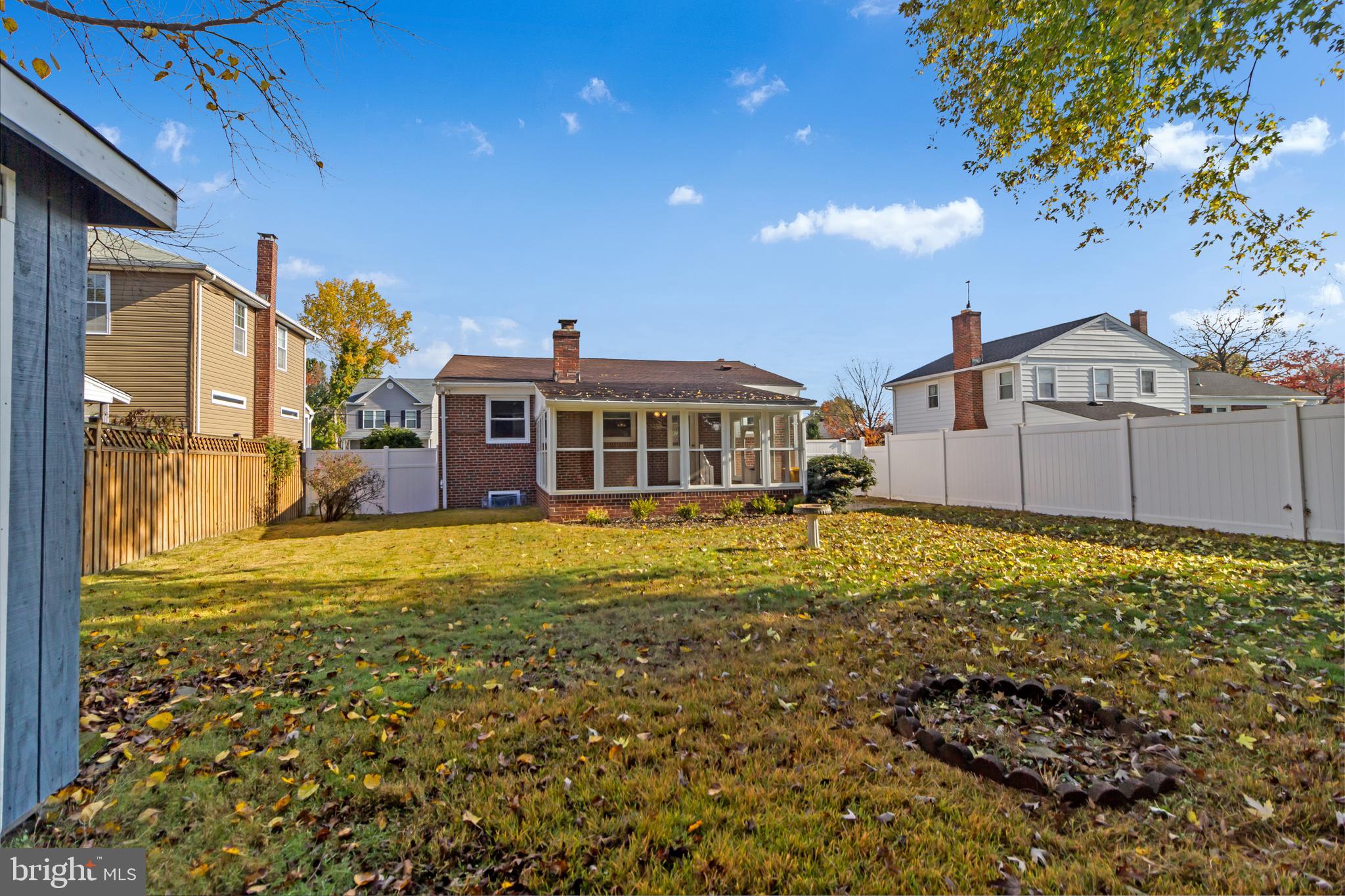 RIVIERA BEACH - Residential