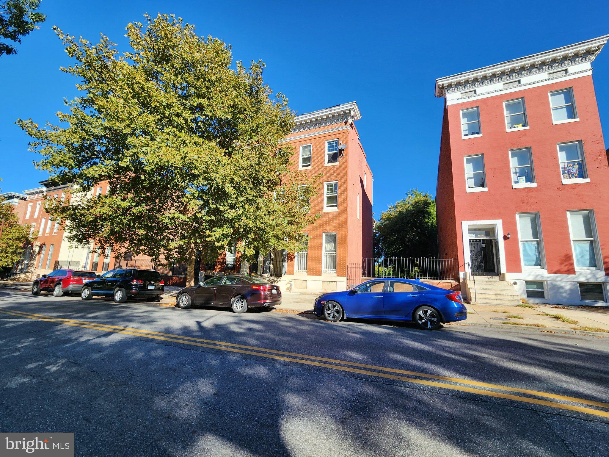 1110 W LAFAYETTE AVENUE 3