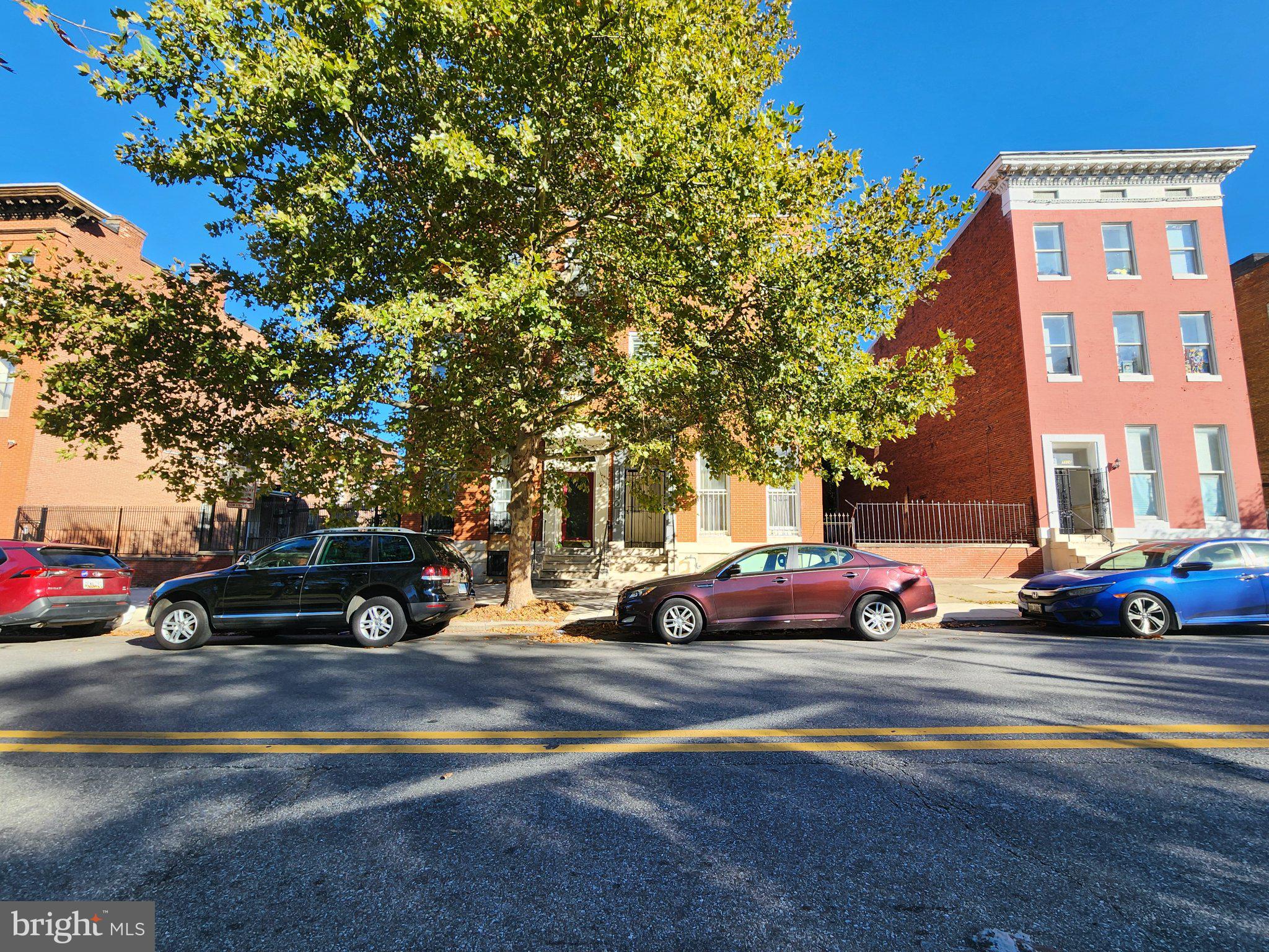 1110 W LAFAYETTE AVENUE 3