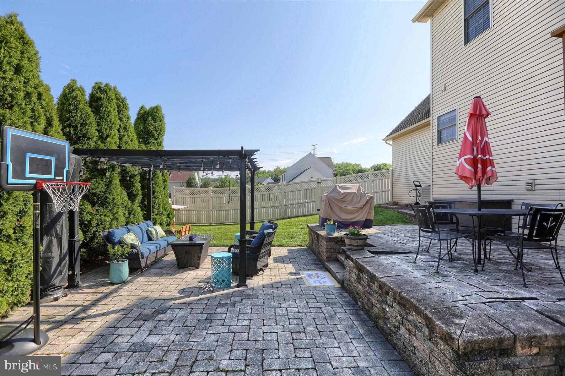 UPPER ALLEN TWP - Residential
