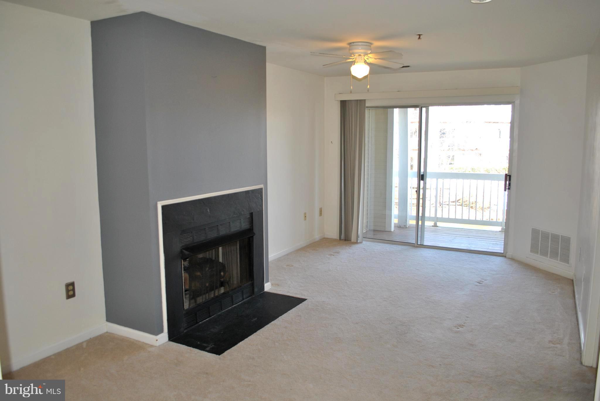 ASHBURN VILLAGE - Residential Lease