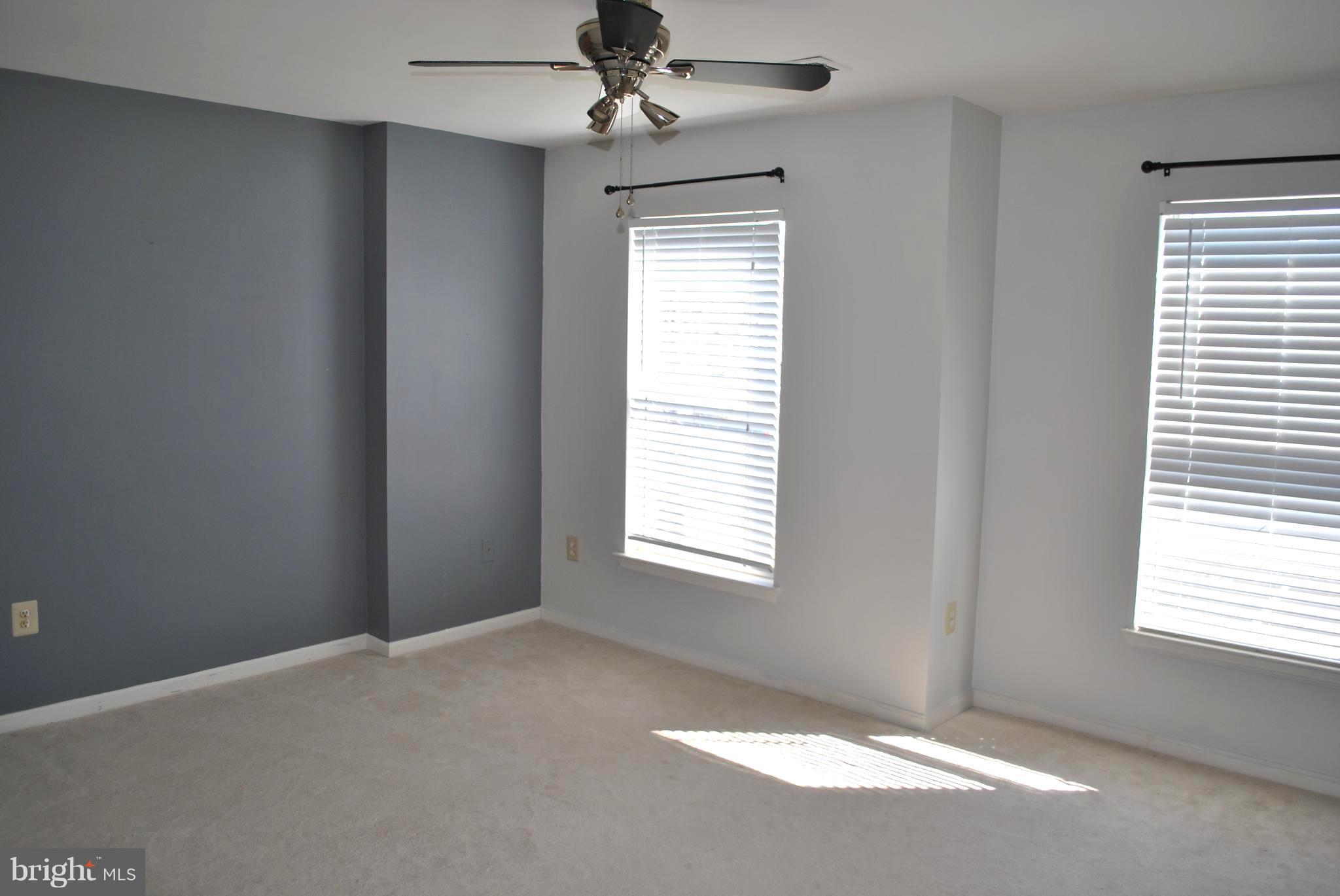 ASHBURN VILLAGE - Residential Lease