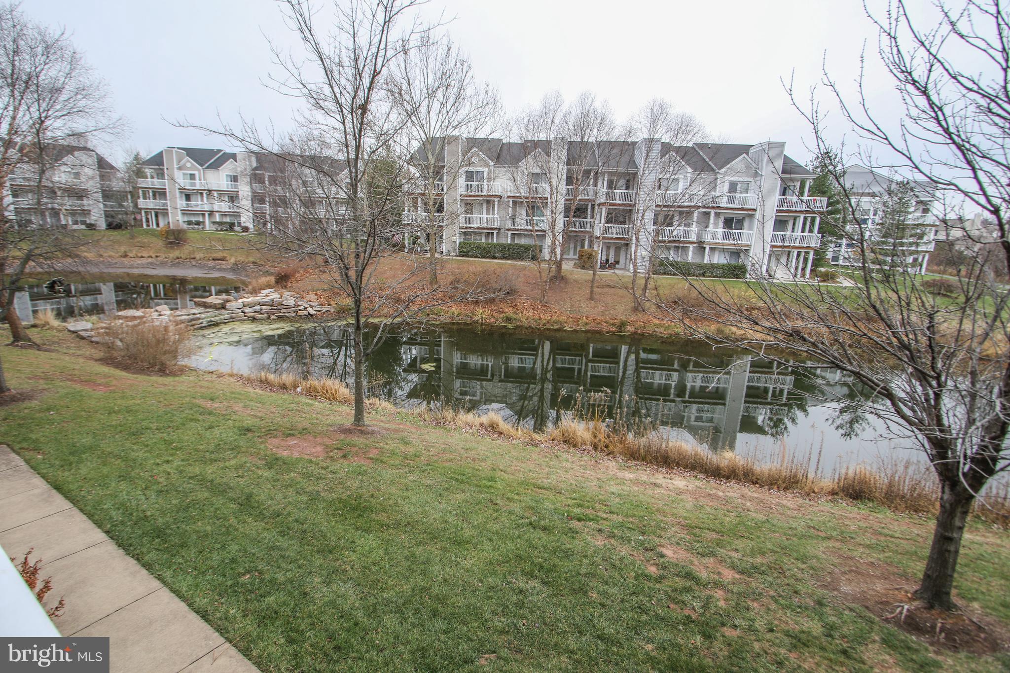 ASHBURN VILLAGE - Residential Lease