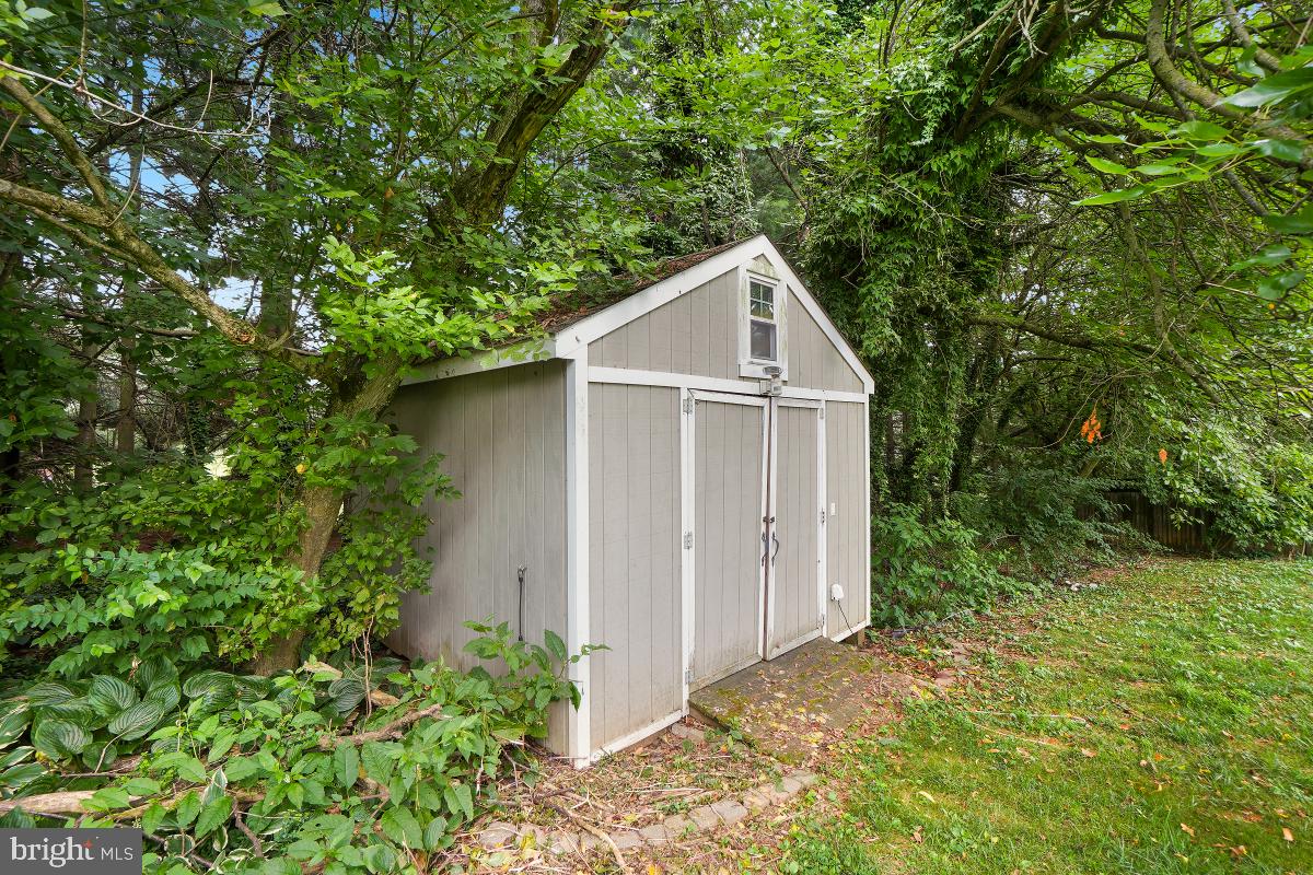 ATLEE RIDGE - Residential