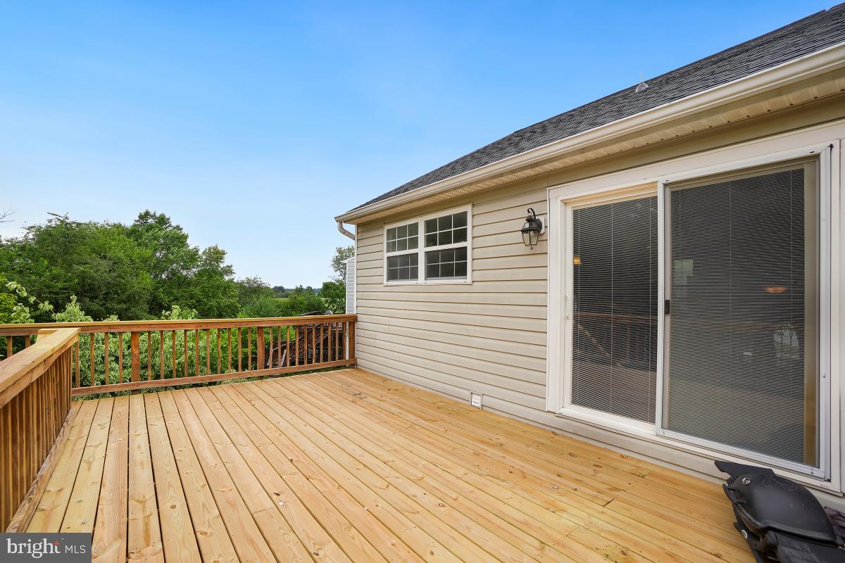 ATLEE RIDGE - Residential