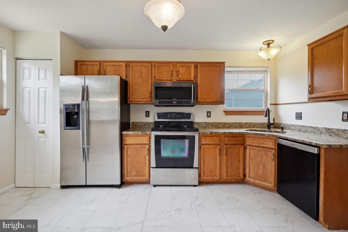 ATLEE RIDGE - Residential