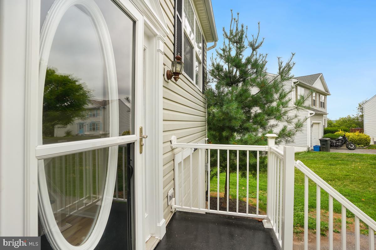 ATLEE RIDGE - Residential