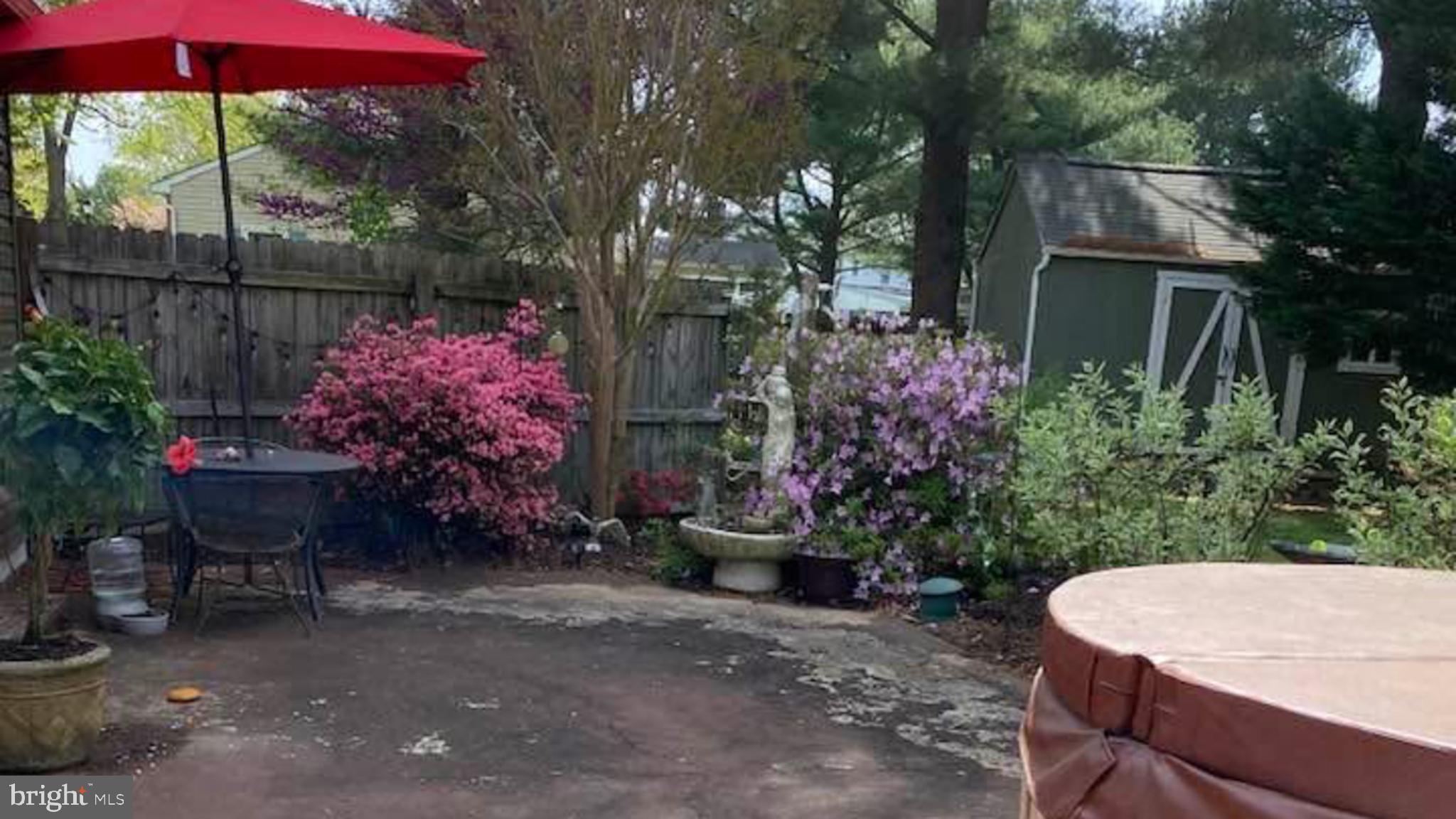 BROOKFIELD - Residential