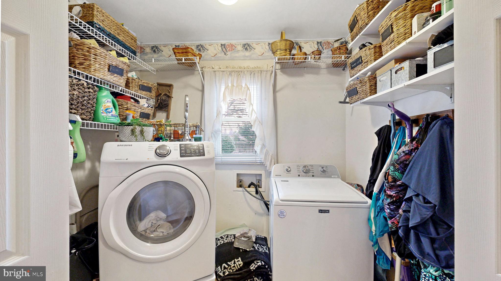 BROOKFIELD - Residential