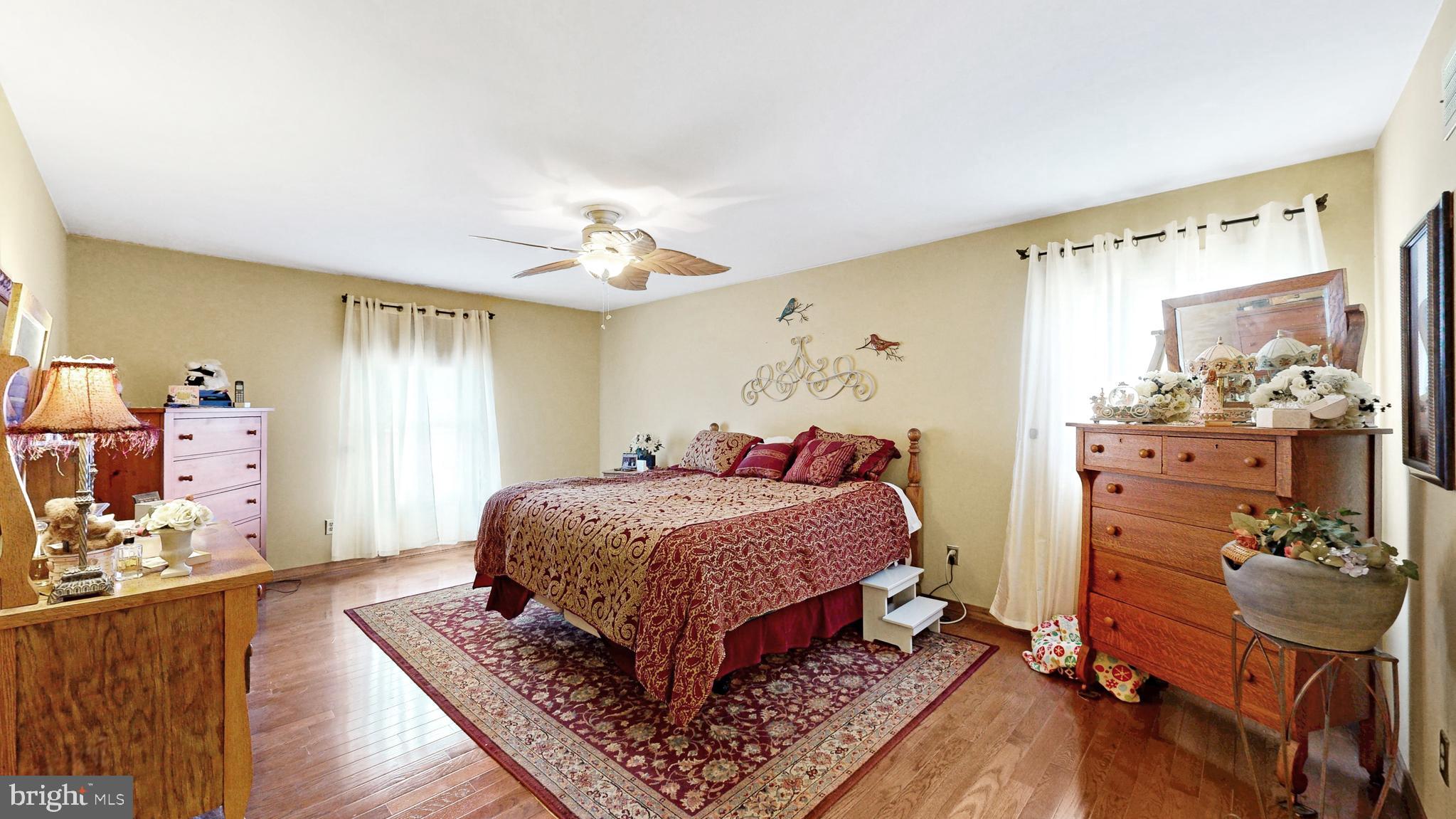 BROOKFIELD - Residential