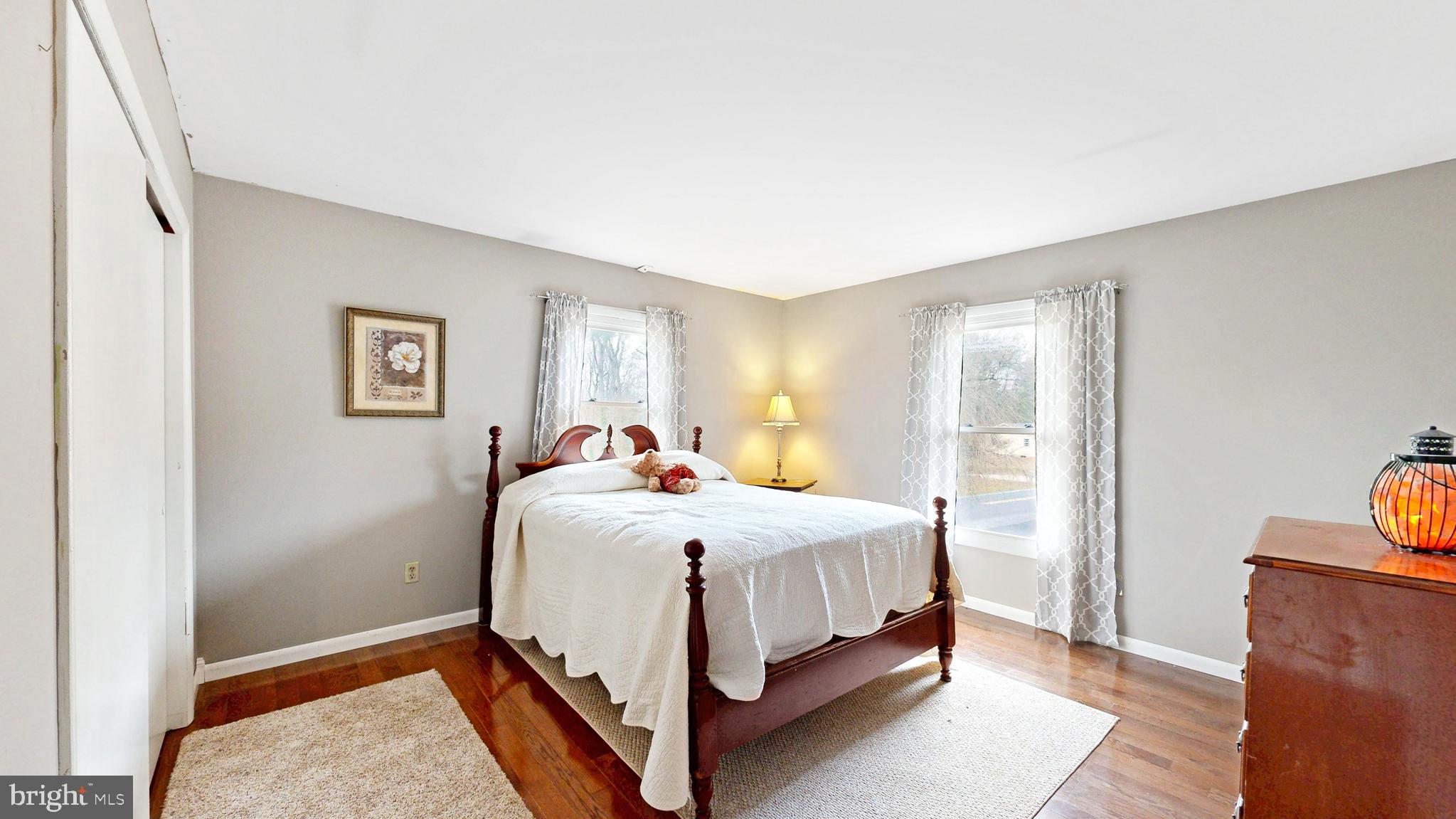 BROOKFIELD - Residential