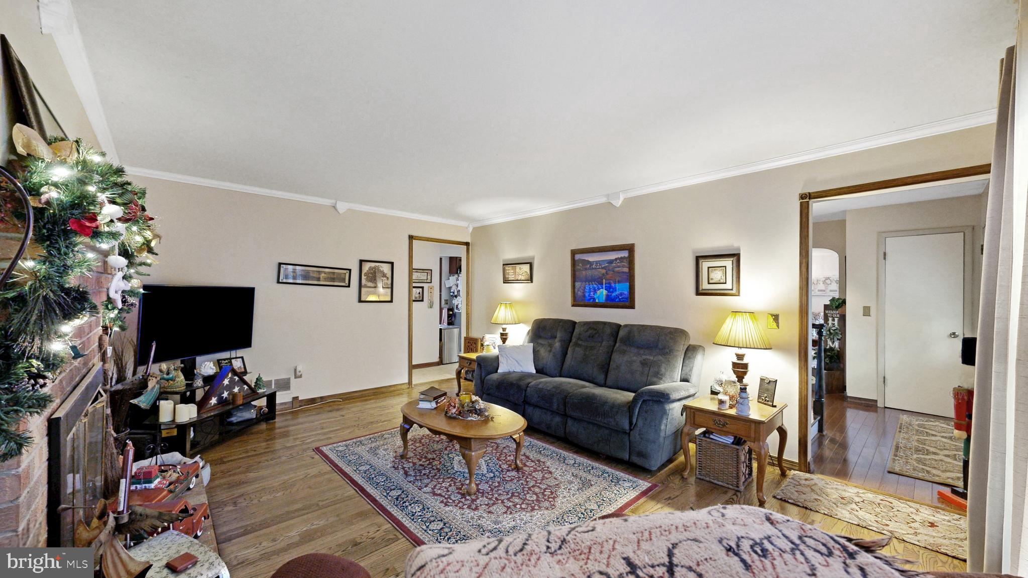 BROOKFIELD - Residential