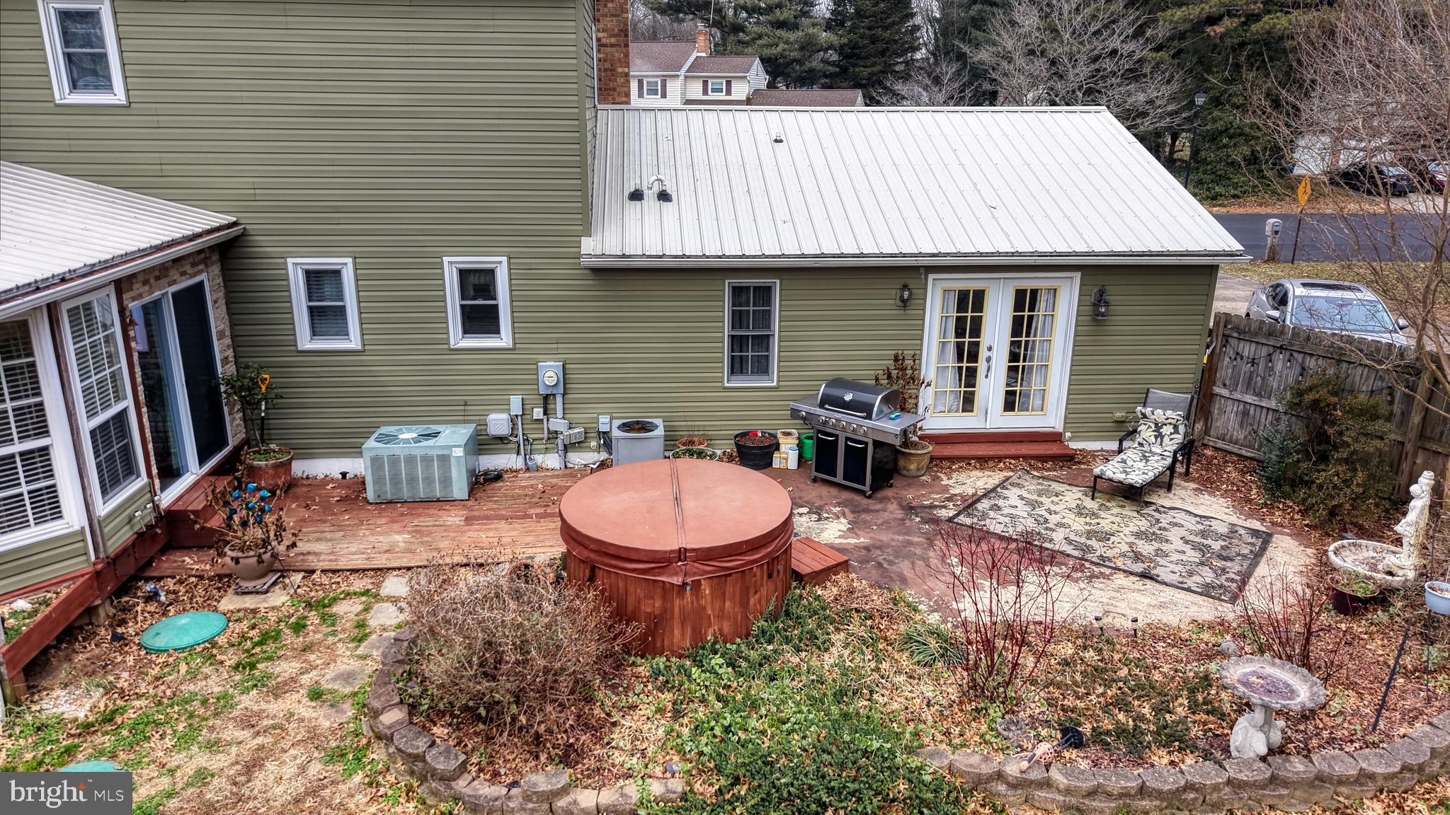 BROOKFIELD - Residential