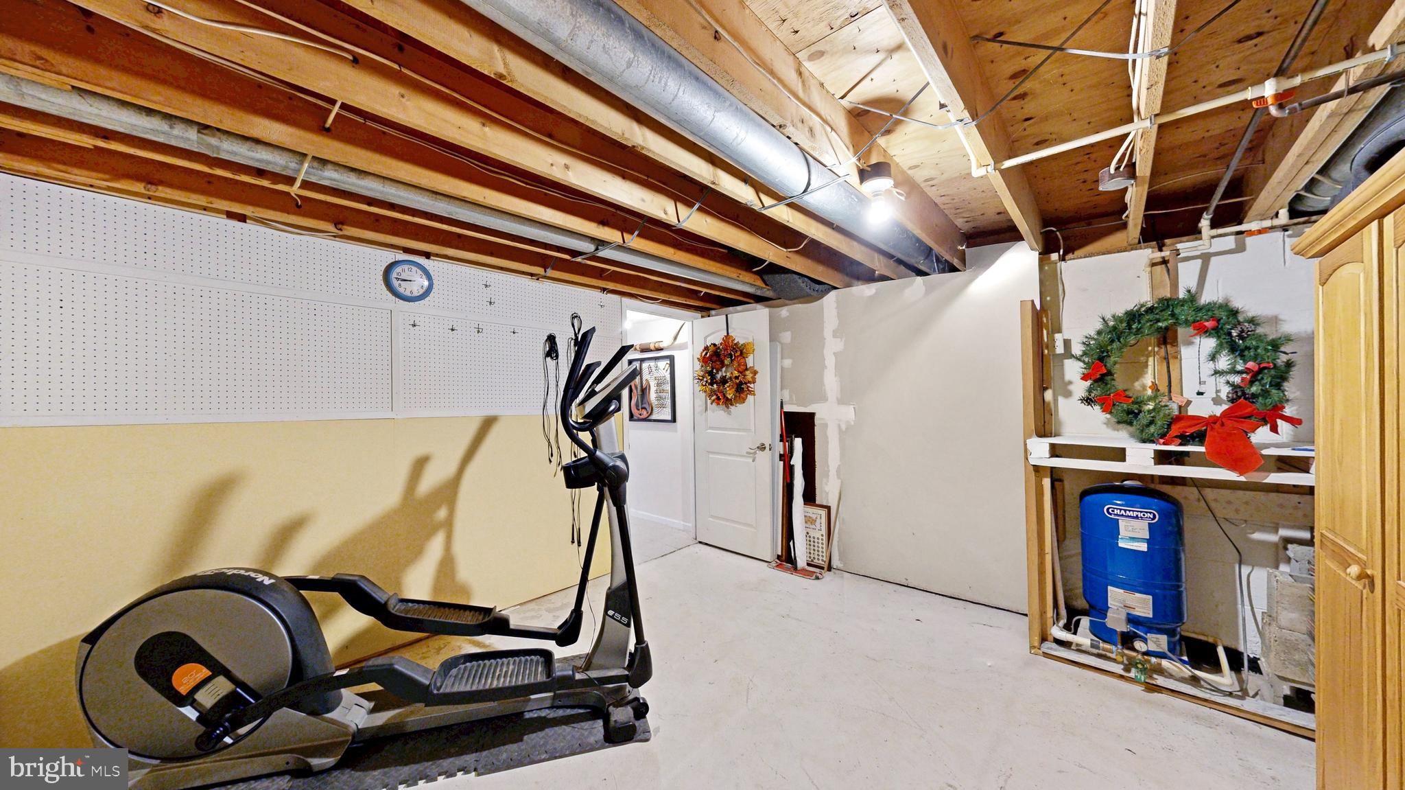 BROOKFIELD - Residential