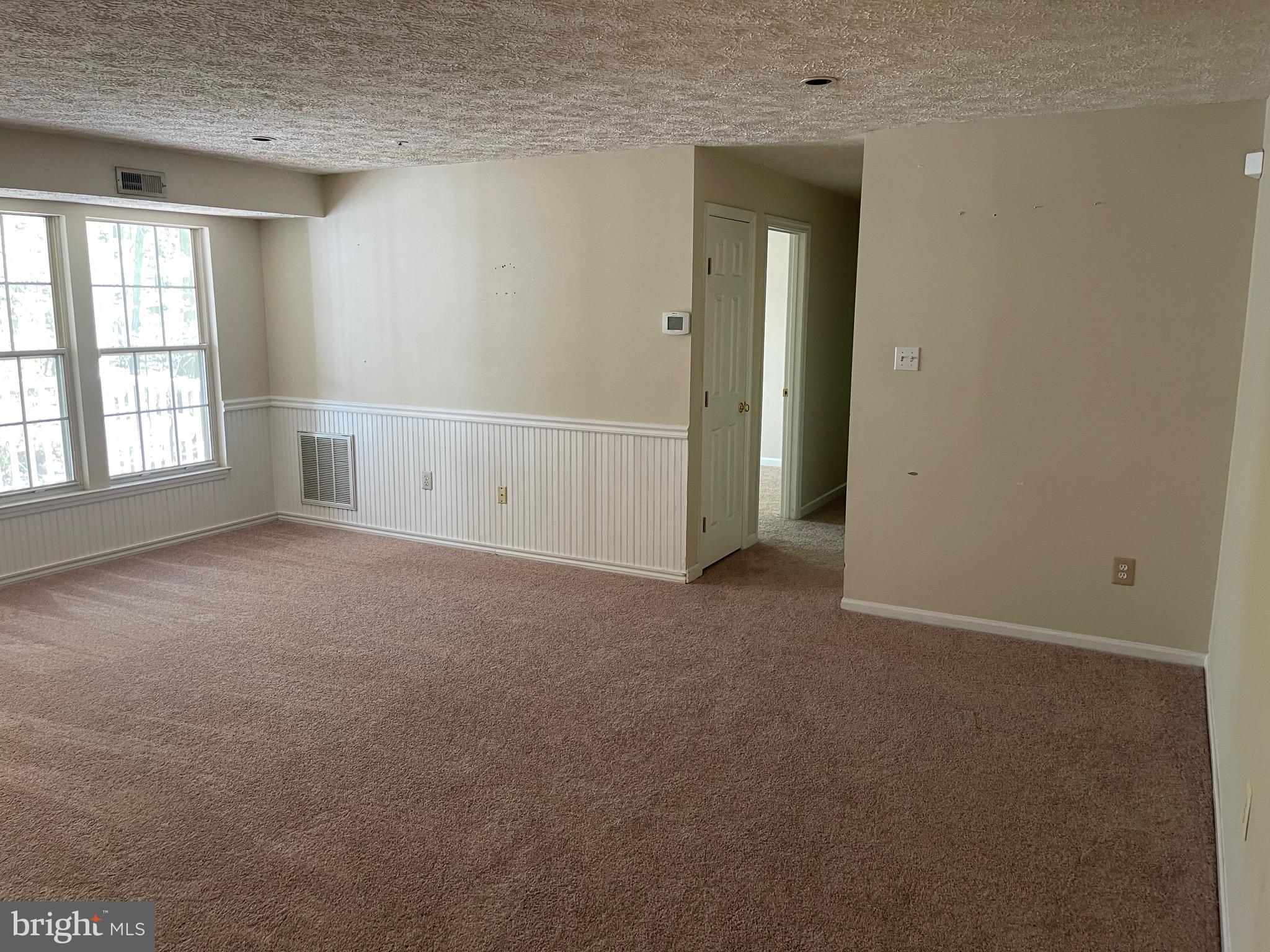 WOODBRIDGE CENTER - Residential