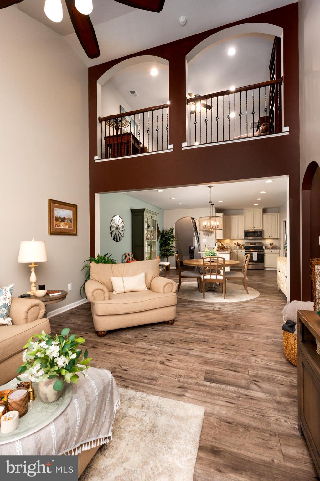 PONDVIEW - Residential