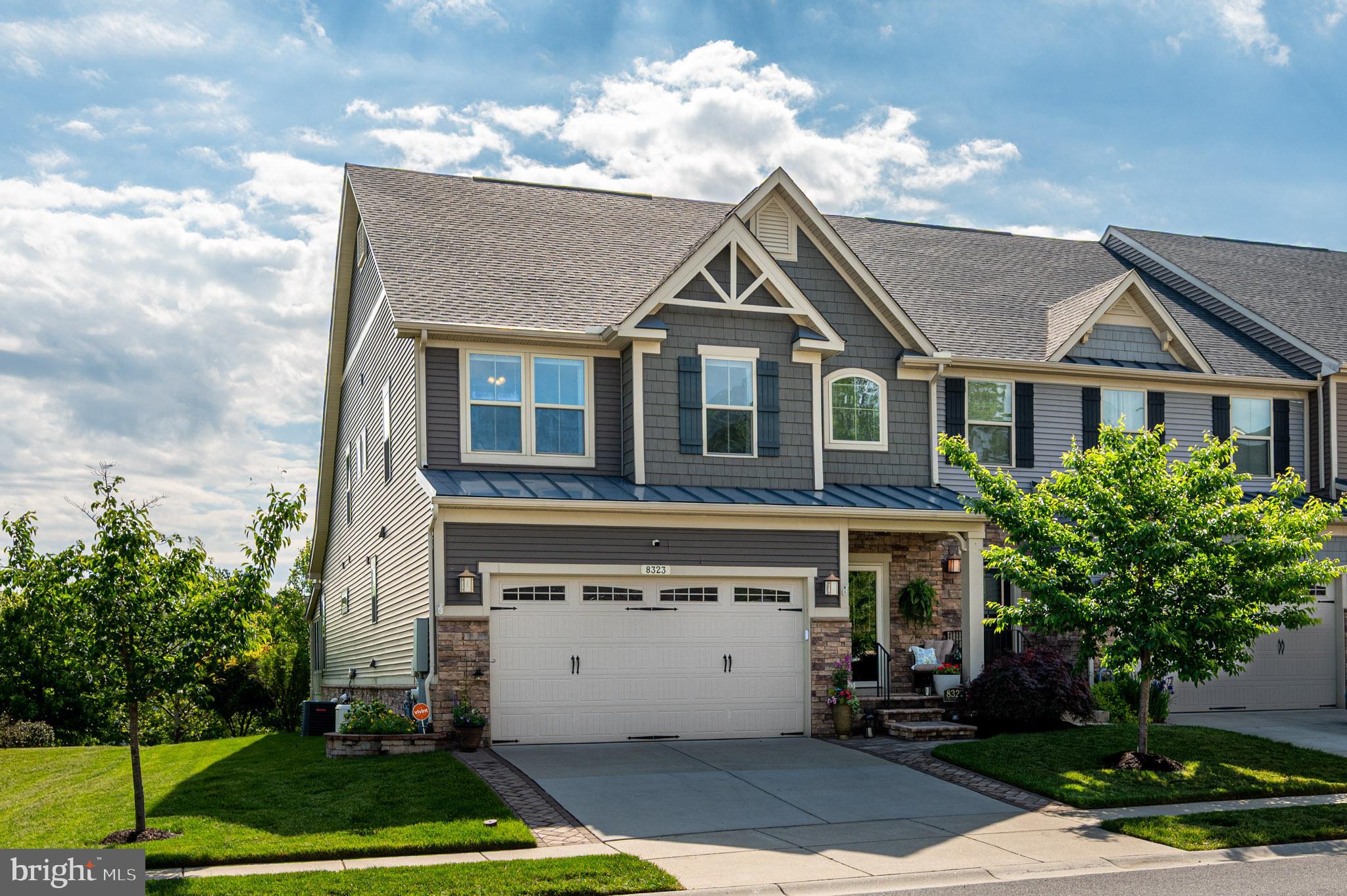 PONDVIEW - Residential