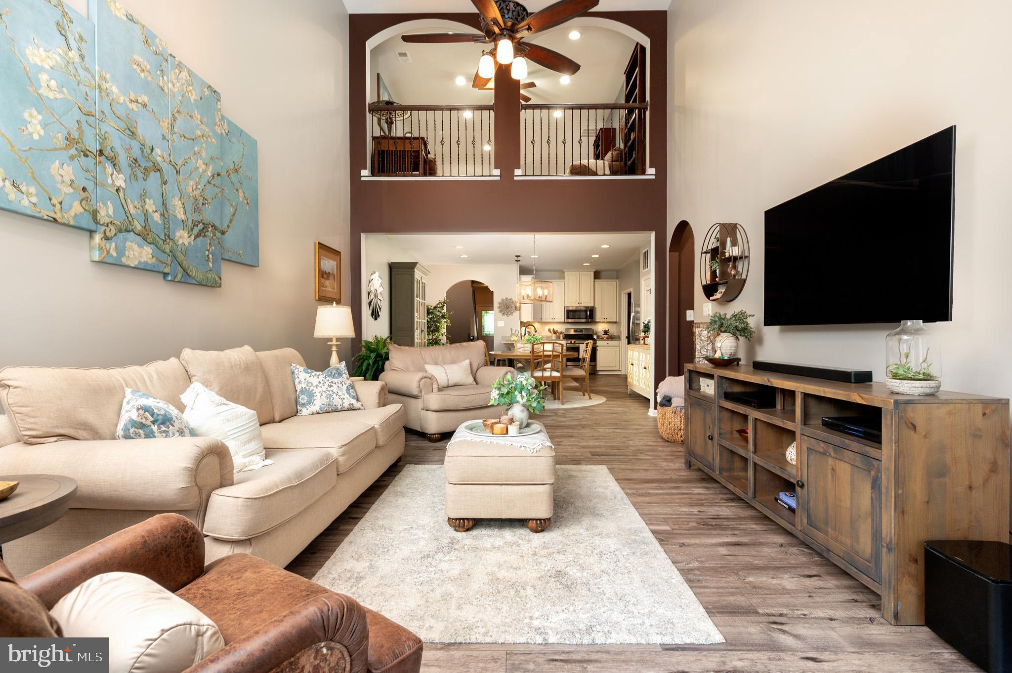 PONDVIEW - Residential