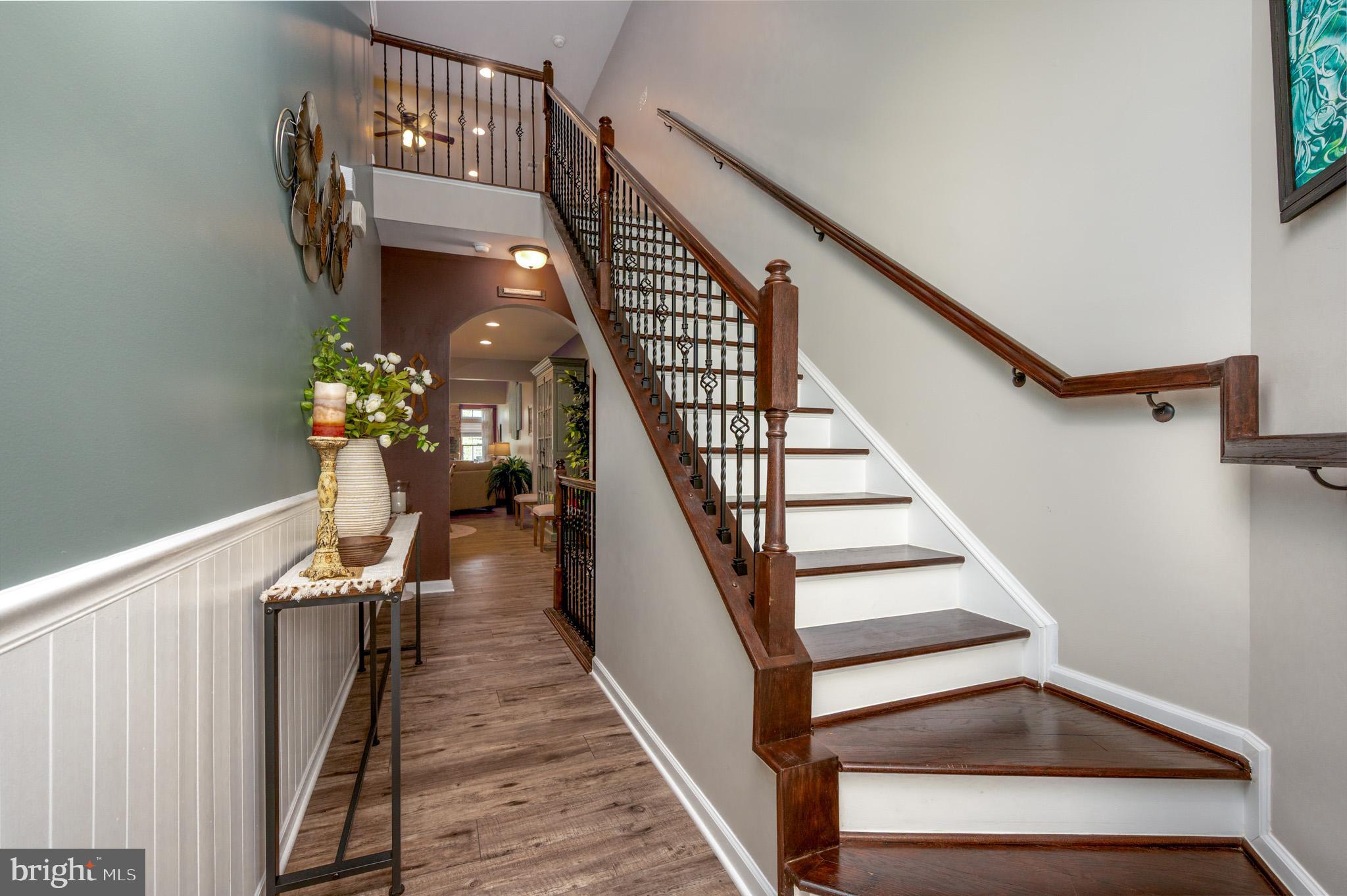 PONDVIEW - Residential