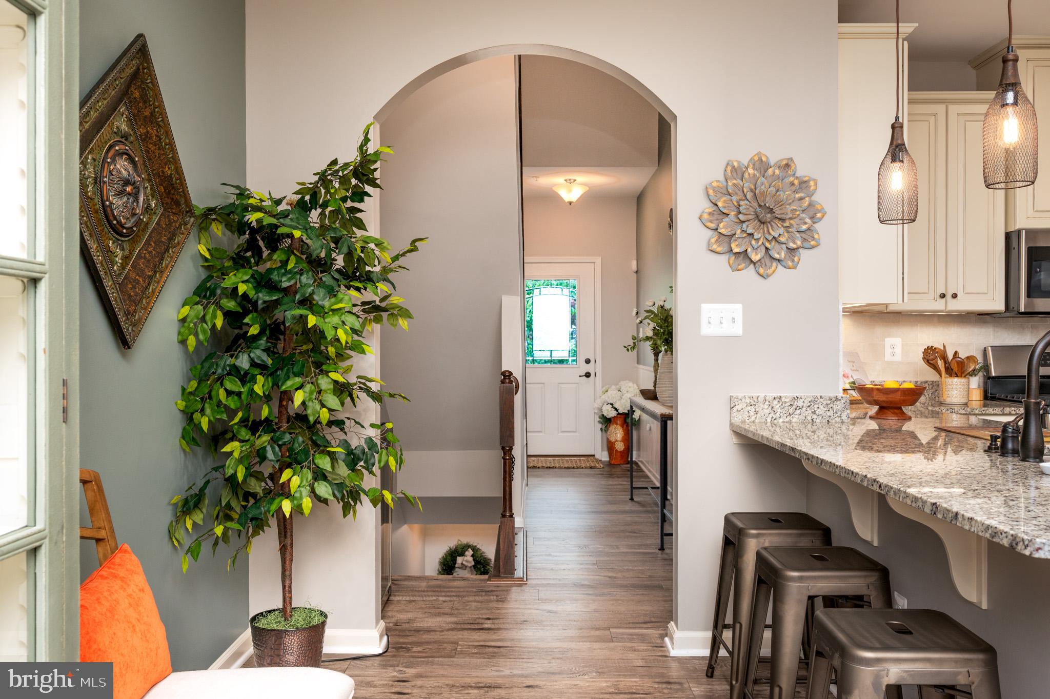 PONDVIEW - Residential