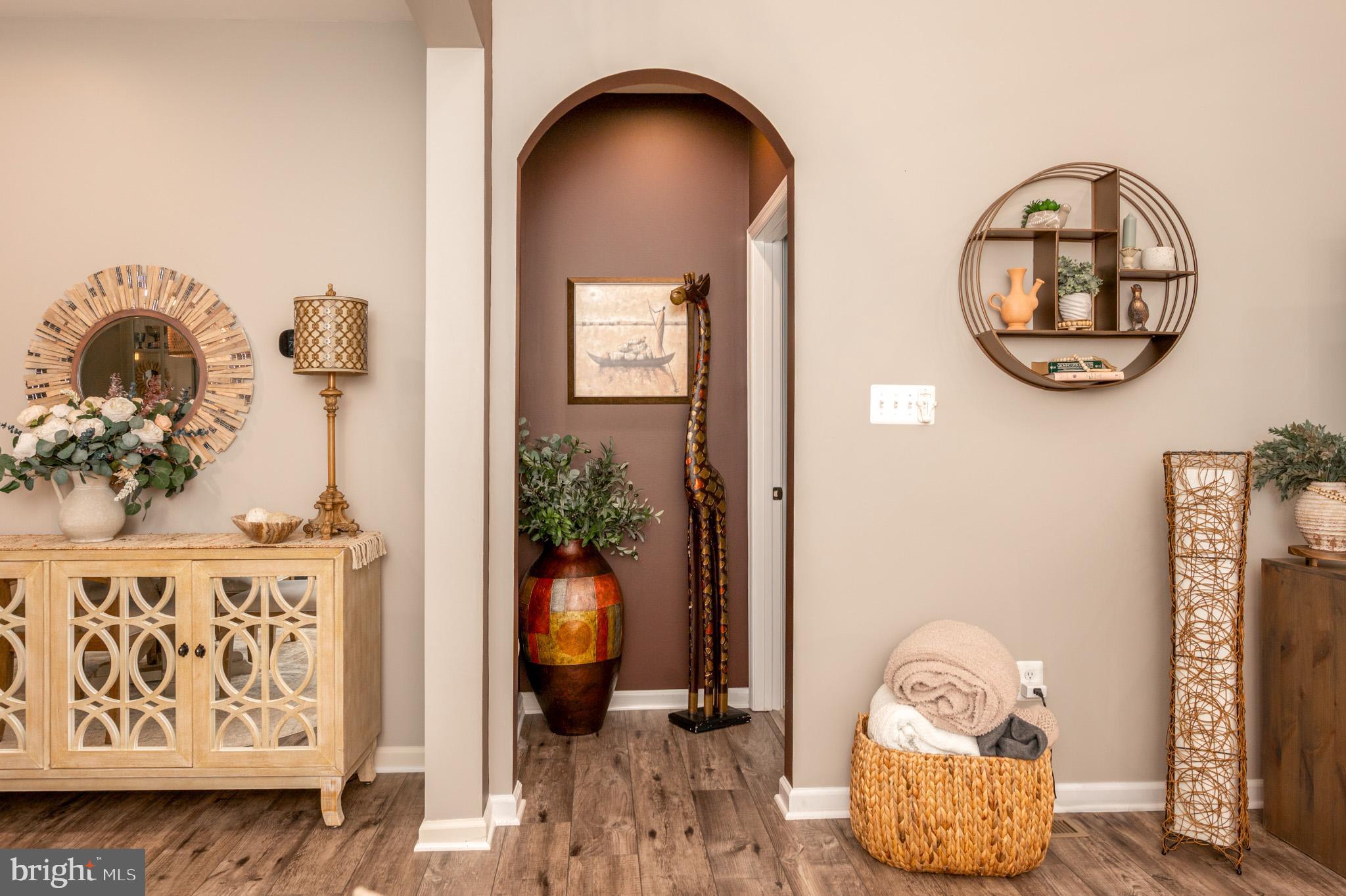 PONDVIEW - Residential
