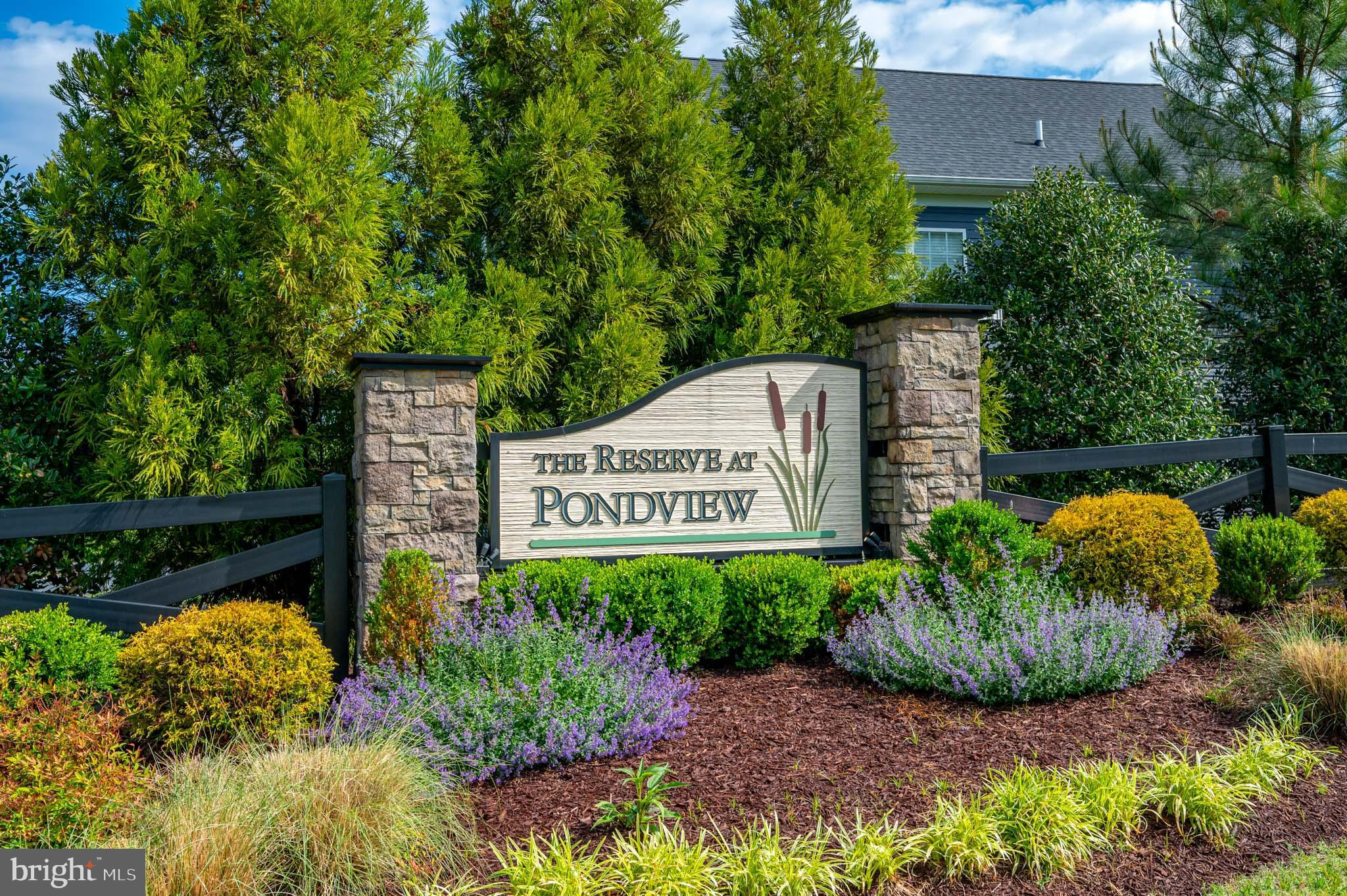 PONDVIEW - Residential