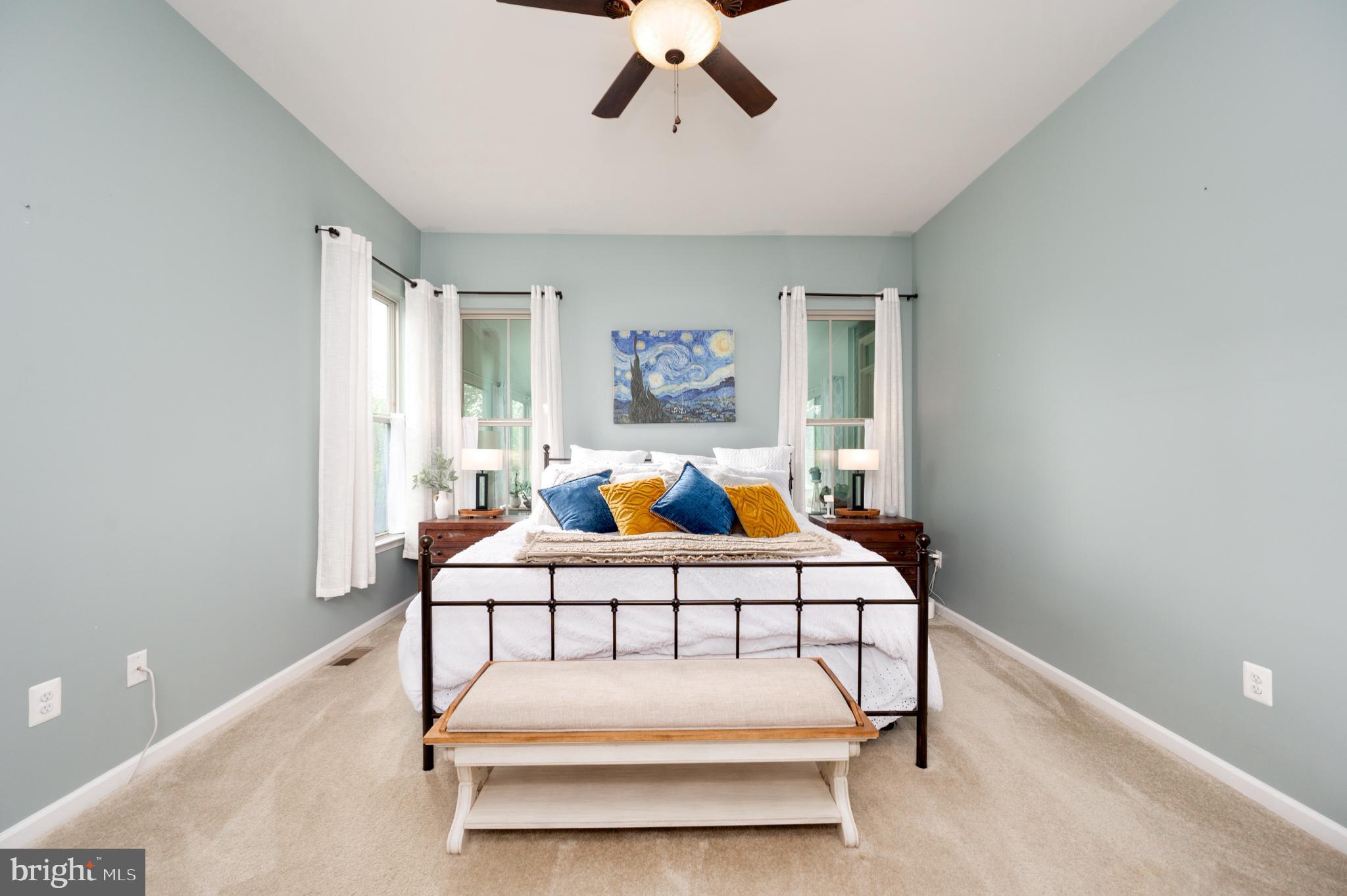 PONDVIEW - Residential