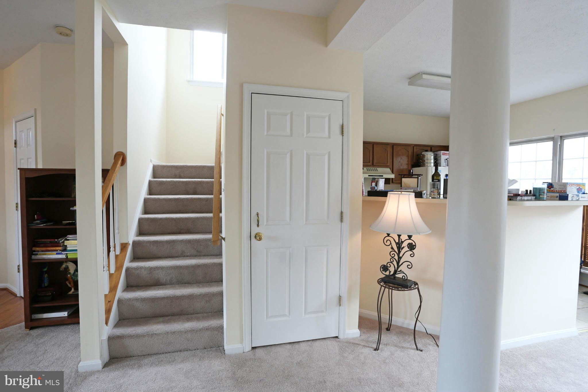 FAIRVIEW SQUARE - Residential