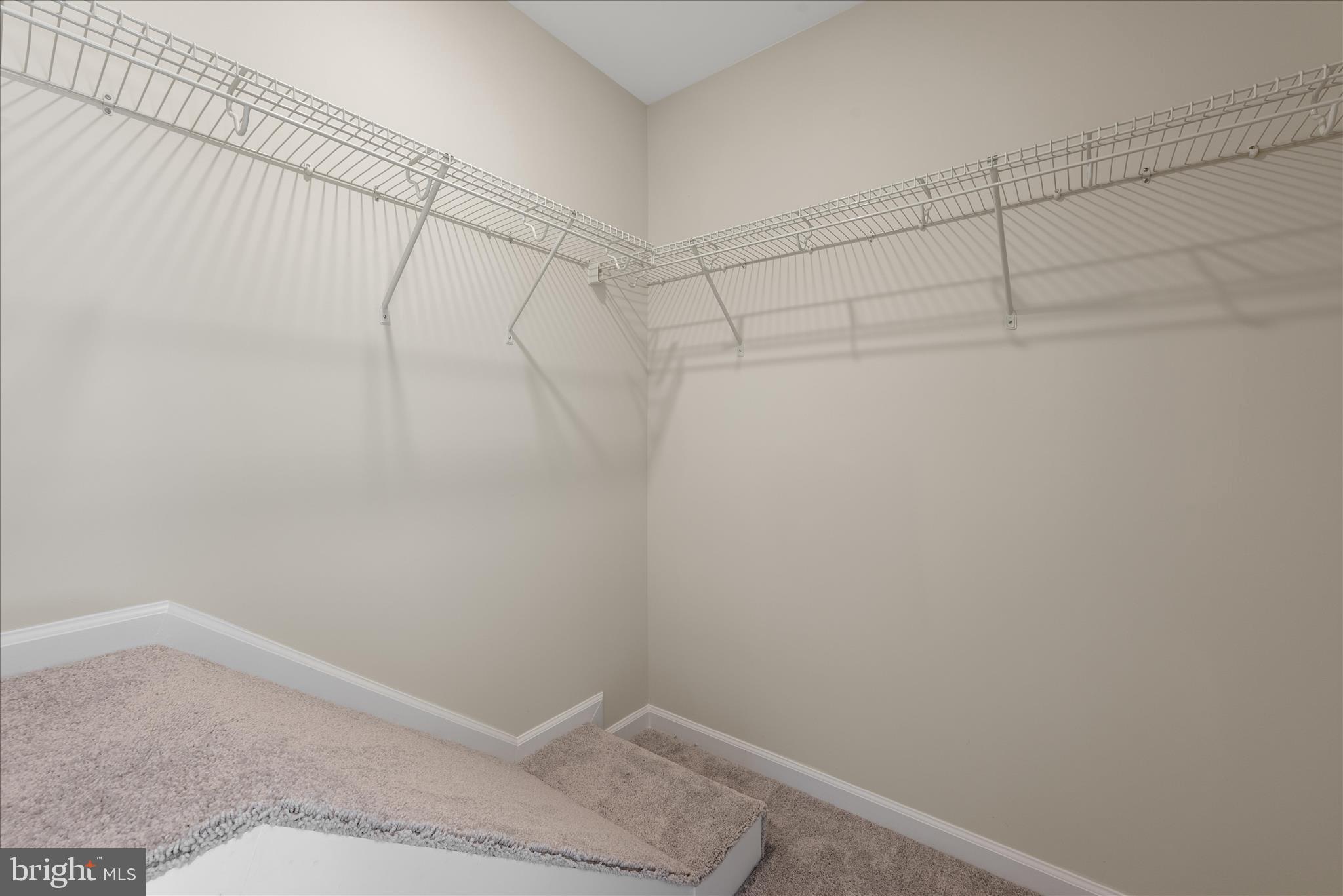 RED CLOVER MEADOWS - Residential Lease