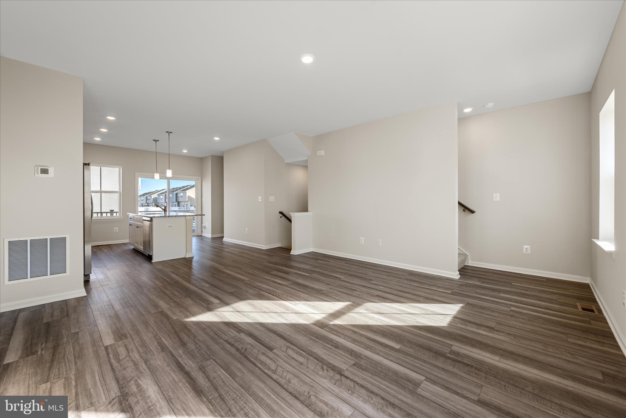 RED CLOVER MEADOWS - Residential Lease