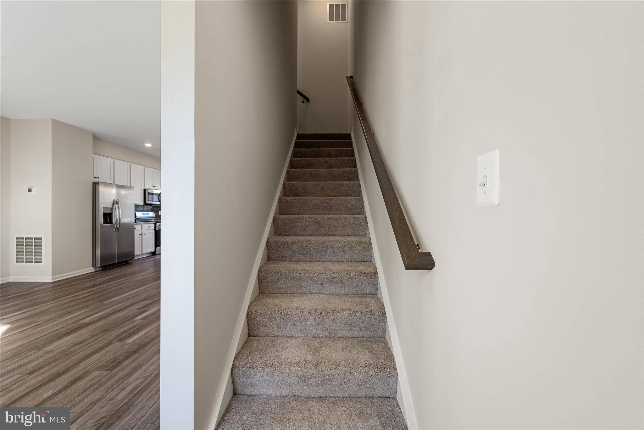 RED CLOVER MEADOWS - Residential Lease