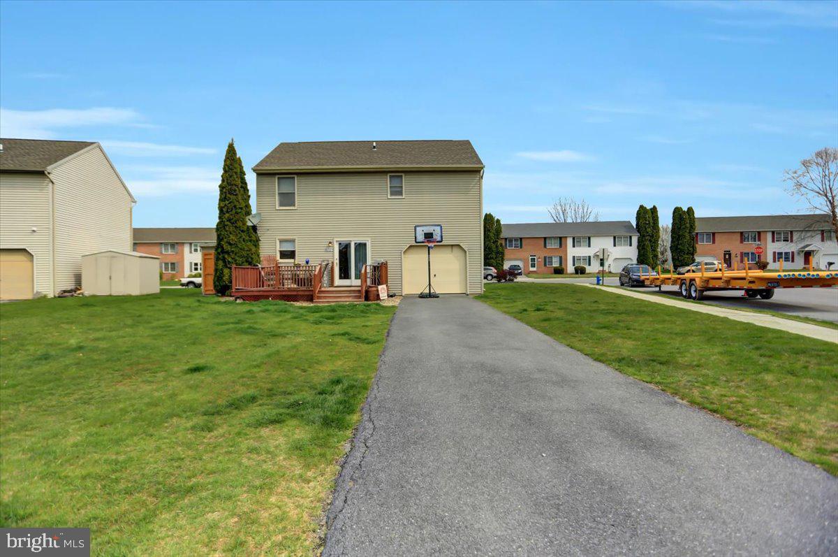 NICHOLSON SQUARE - Residential