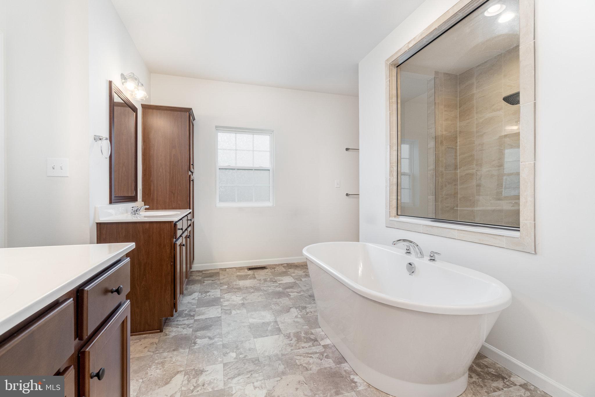 APPLE WOOD - Residential