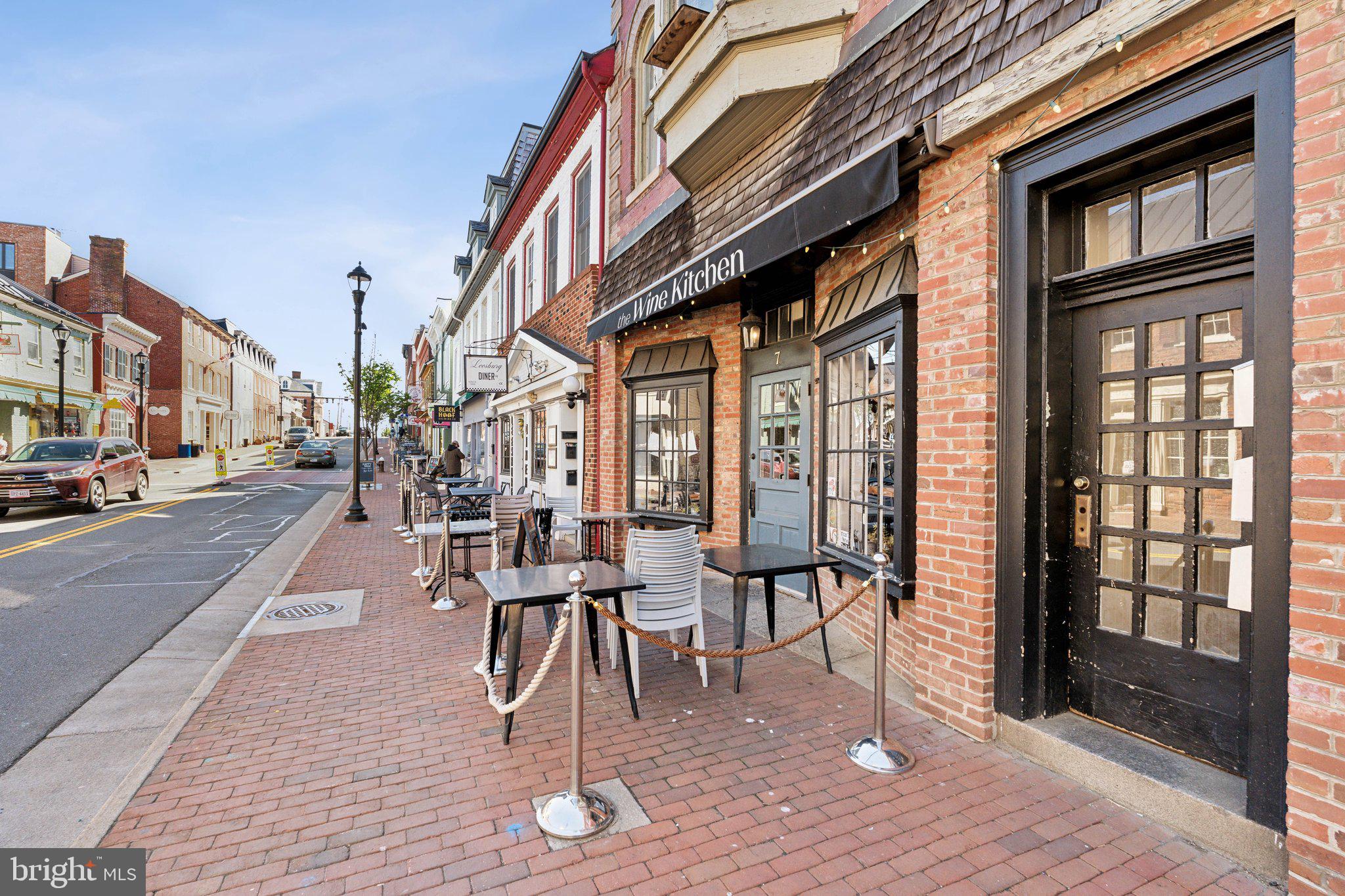 LEESBURG - Residential